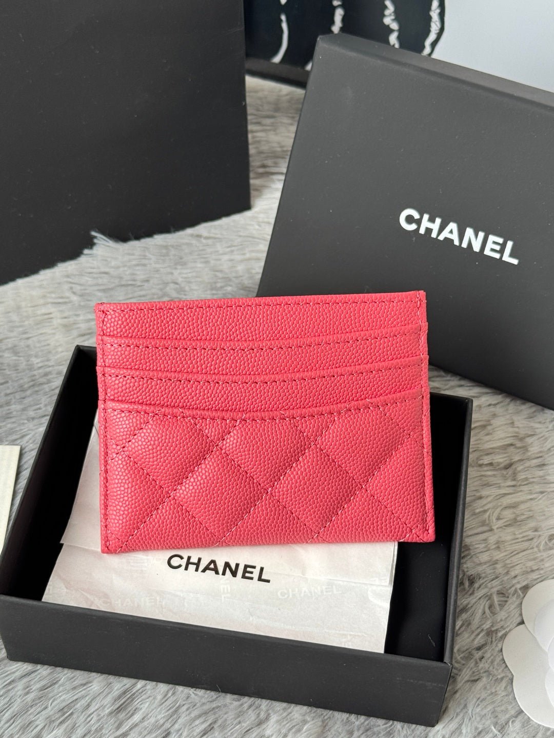 {Style No: SM8VCHNC} CHANEL 25S CARD HOLDER 11 IN WATERMELON CAVIAR GOLD HARDWARE - Image 2