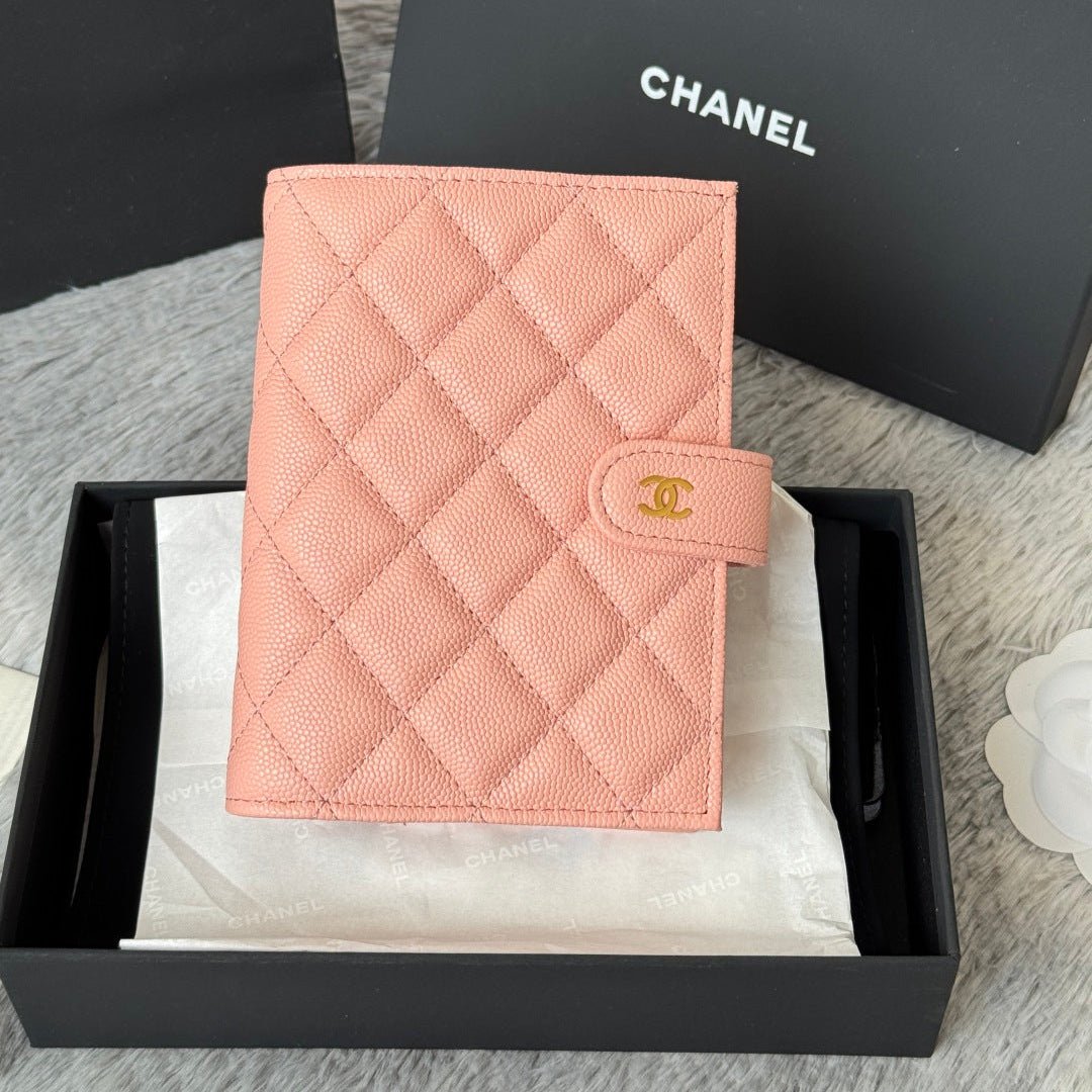 {Style No: 8J8B8DNQ} CHANEL 25S MULTI PURPOSE PASSPORT WALLET 15 IN PEACH PINK CALFSKIN GOLD HARDWARE