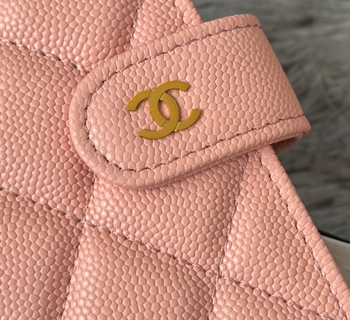 {Style No: 8J8B8DNQ} CHANEL 25S MULTI PURPOSE PASSPORT WALLET 15 IN PEACH PINK CALFSKIN GOLD HARDWARE - Image 7