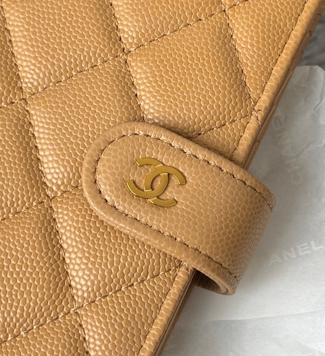 {Style No: NWPS4TYG} CHANEL 25S MULTI PURPOSE PASSPORT WALLET 15 IN GOLDEN CARAMEL CALFSKIN GOLD HARDWARE - Image 6