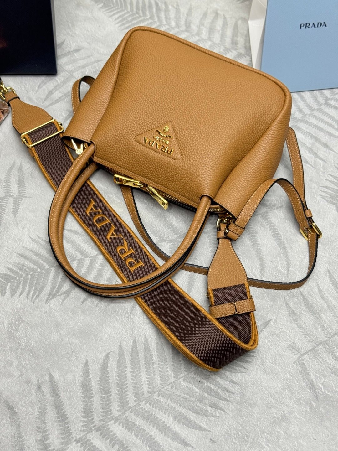 {Style No: RKXHOUH4} PRADA 25S SMALL BAG 23 IN CARAMEL CALFSKIN GOLD HARDWRE - Image 7