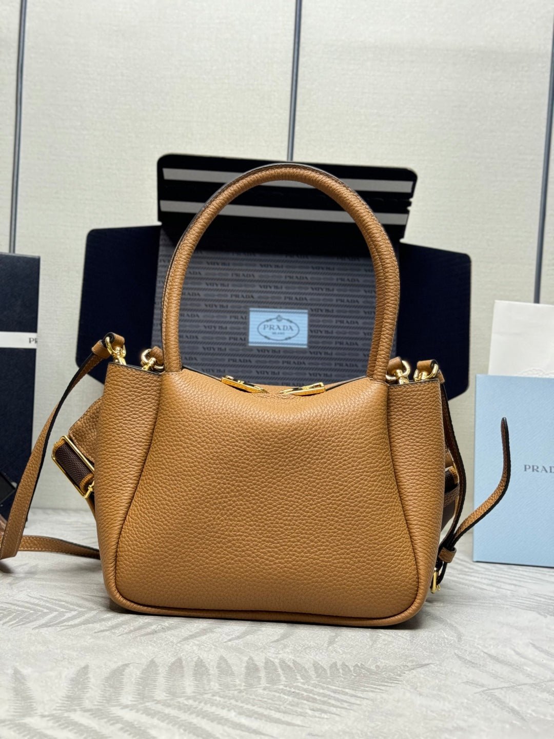 {Style No: RKXHOUH4} PRADA 25S SMALL BAG 23 IN CARAMEL CALFSKIN GOLD HARDWRE - Image 2