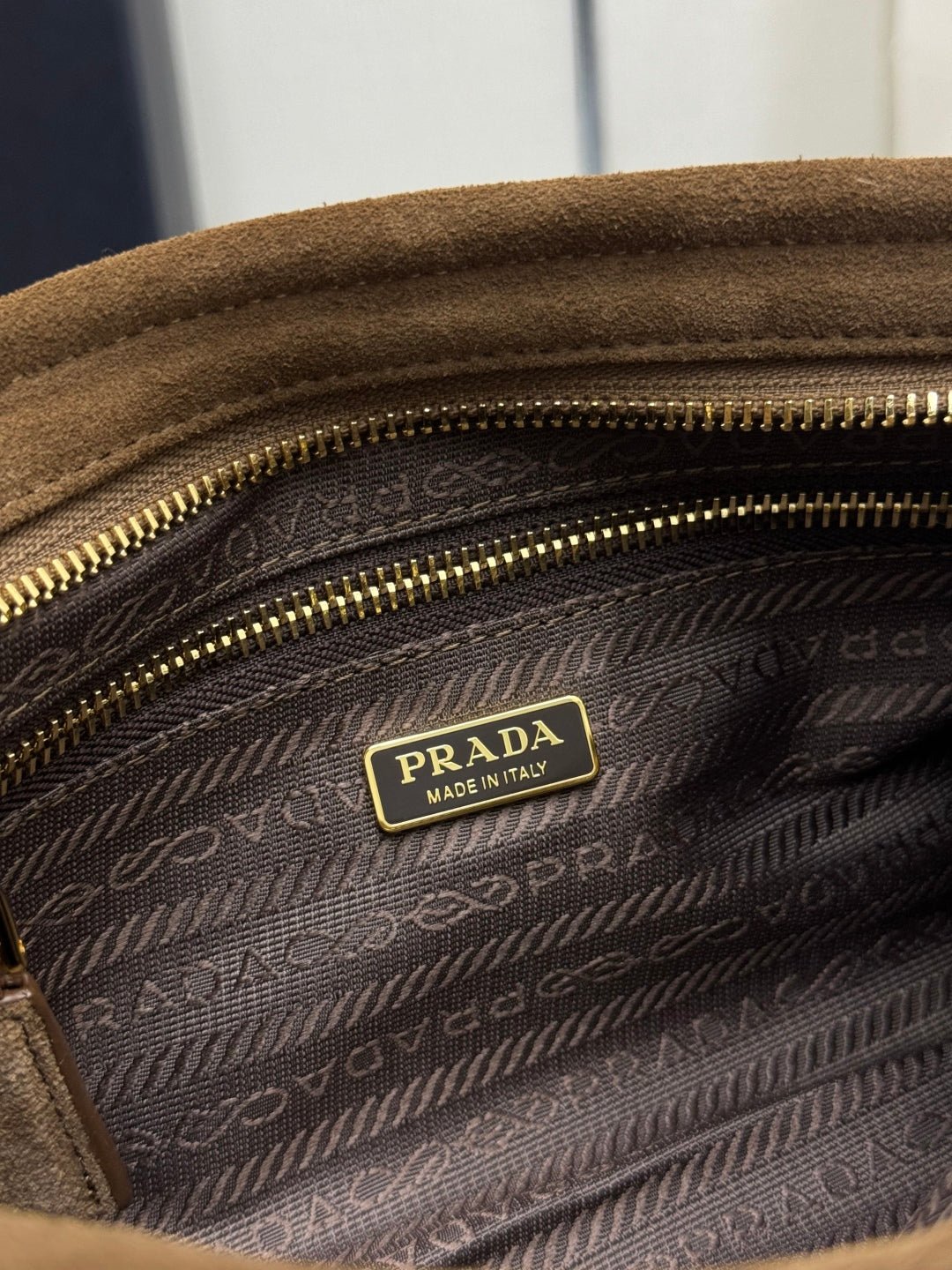{Style No: KJ6R4P2R} PRADA 25S BONNIE SMALL SHOULDER BAG 26 IN BROWN SUEDE GOLD HARDWRE - Image 8