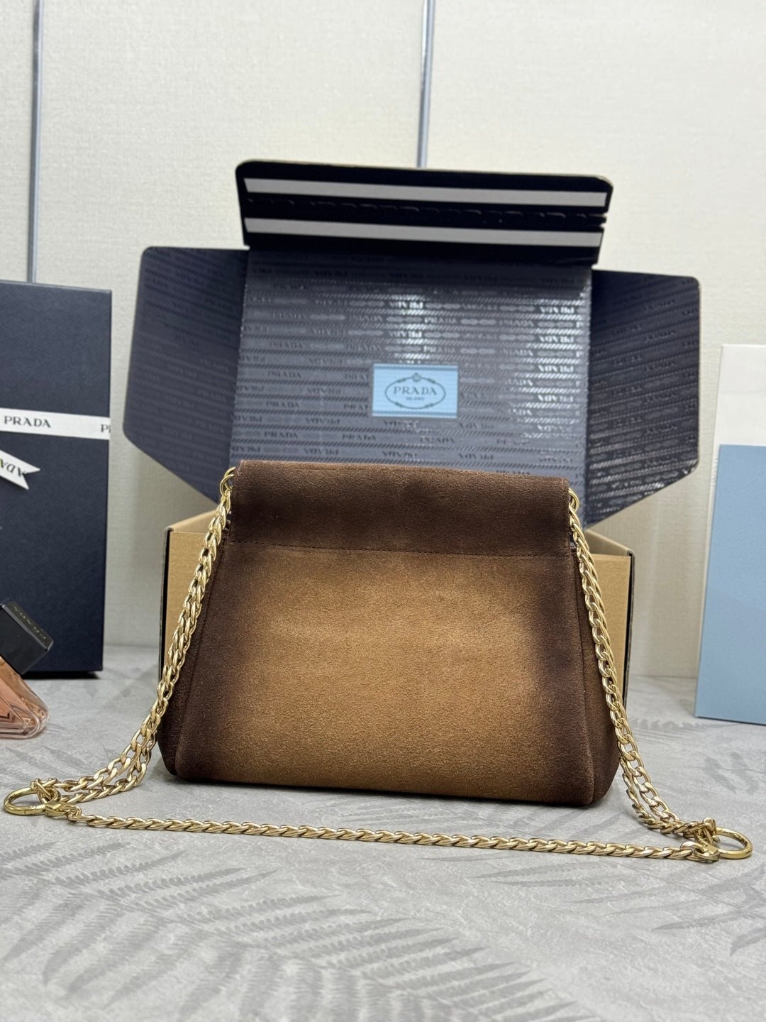 {Style No: 4LCIYVLC} PRADA 25S ENCHAINE MINI BAG 22 IN CARAMEL BROWN SUEDE GOLD HARDWRE - Image 2