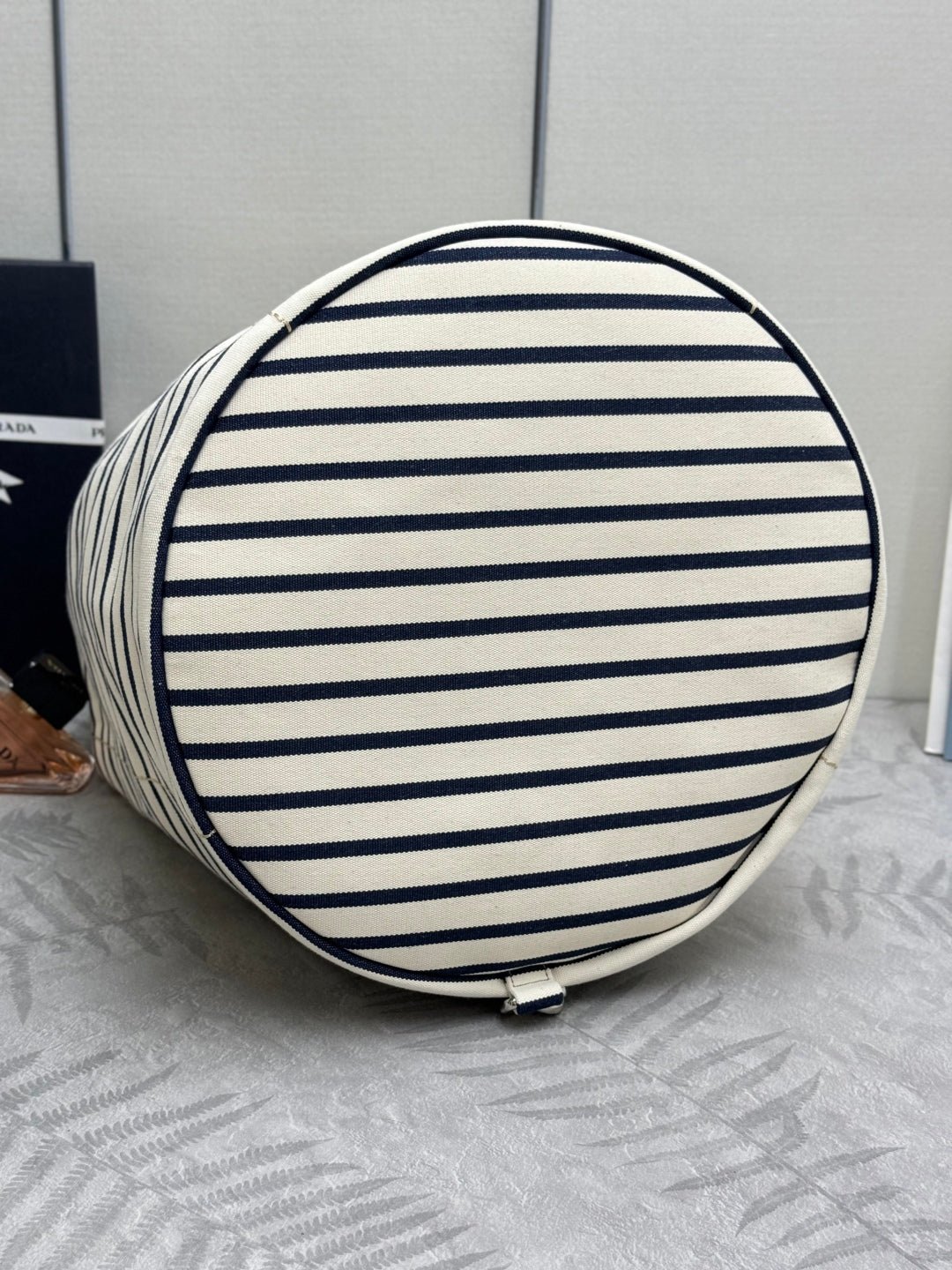 {Style No: 8PGOHVDT} PRADA 25S DRAWSTRING BACKPACK 55 IN HORIZONTAL STRIPES CANVAS SILVER HARDWRE - Image 8