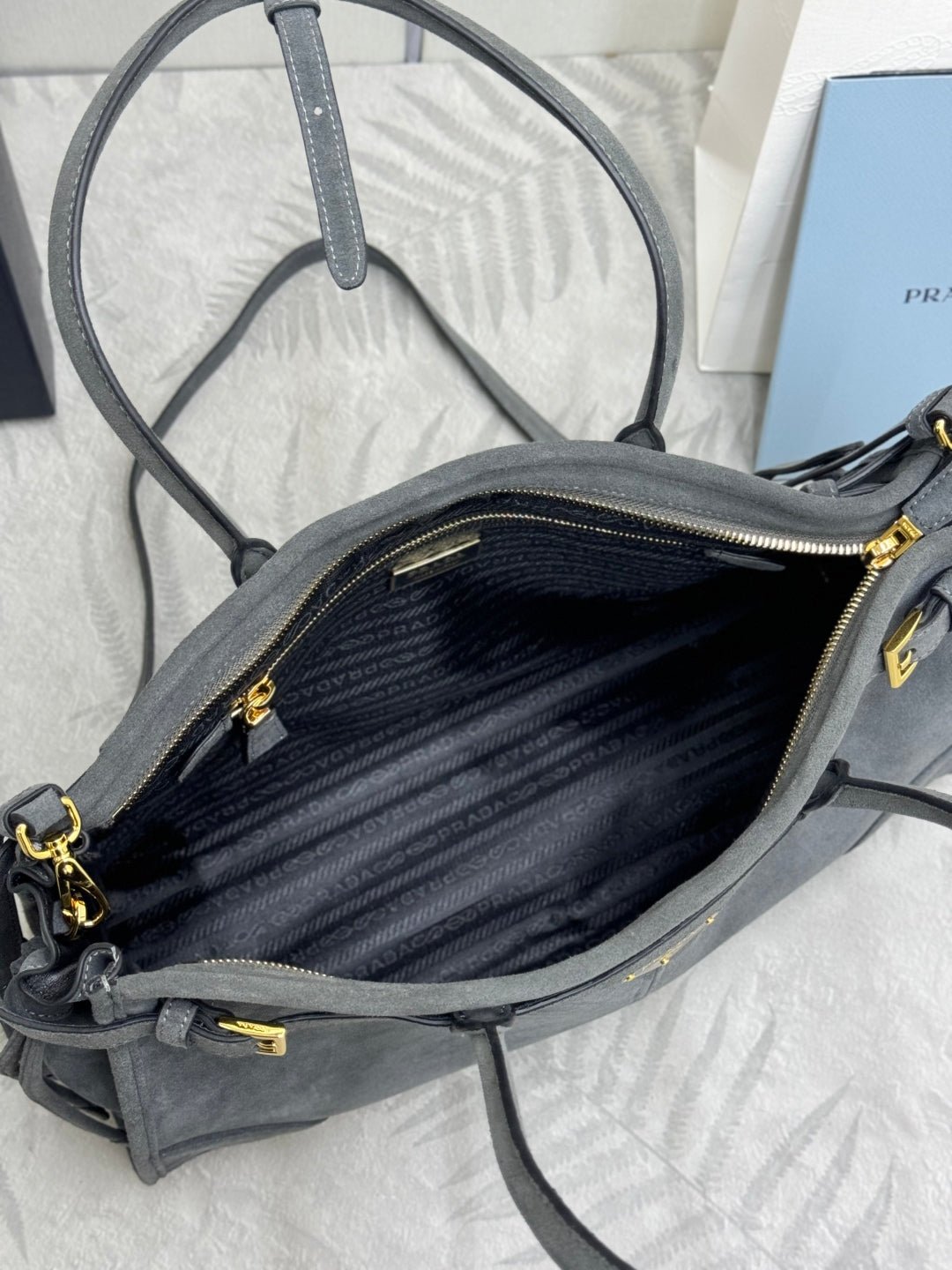 {Style No: FDPITRX6} PRADA 25S BONNIE LARGE HANDBAG 38 IN DARK GRAY SUEDE GOLD HARDWARE - Image 5