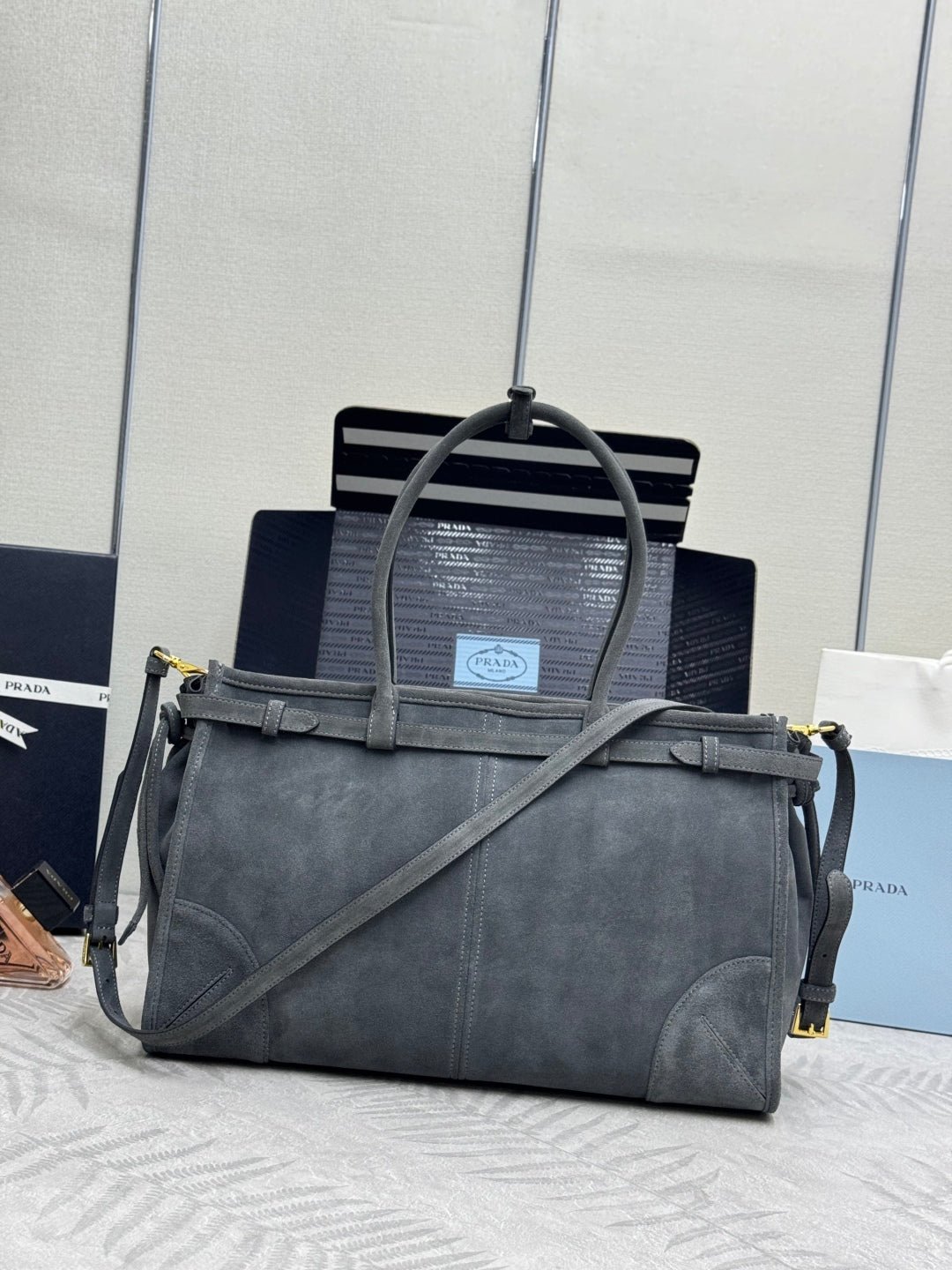 {Style No: FDPITRX6} PRADA 25S BONNIE LARGE HANDBAG 38 IN DARK GRAY SUEDE GOLD HARDWARE - Image 2