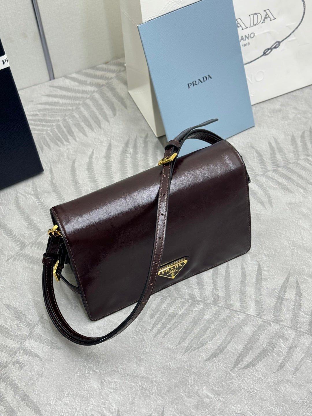 {Style No: ZTGXHQ1B} PRADA 25S SHOULDER BAG 23 IN DARK BROWN CALFSKIN GOLD HARDWRE - Image 7