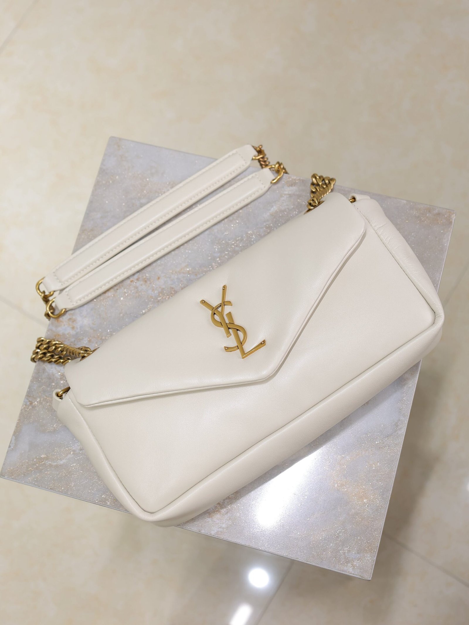 {Style No: S44TJDWD} YSL 25S CALYPSO HANDBAG 26 IN IVORY LAMBSKIN GOLD HARDWARE - Image 6