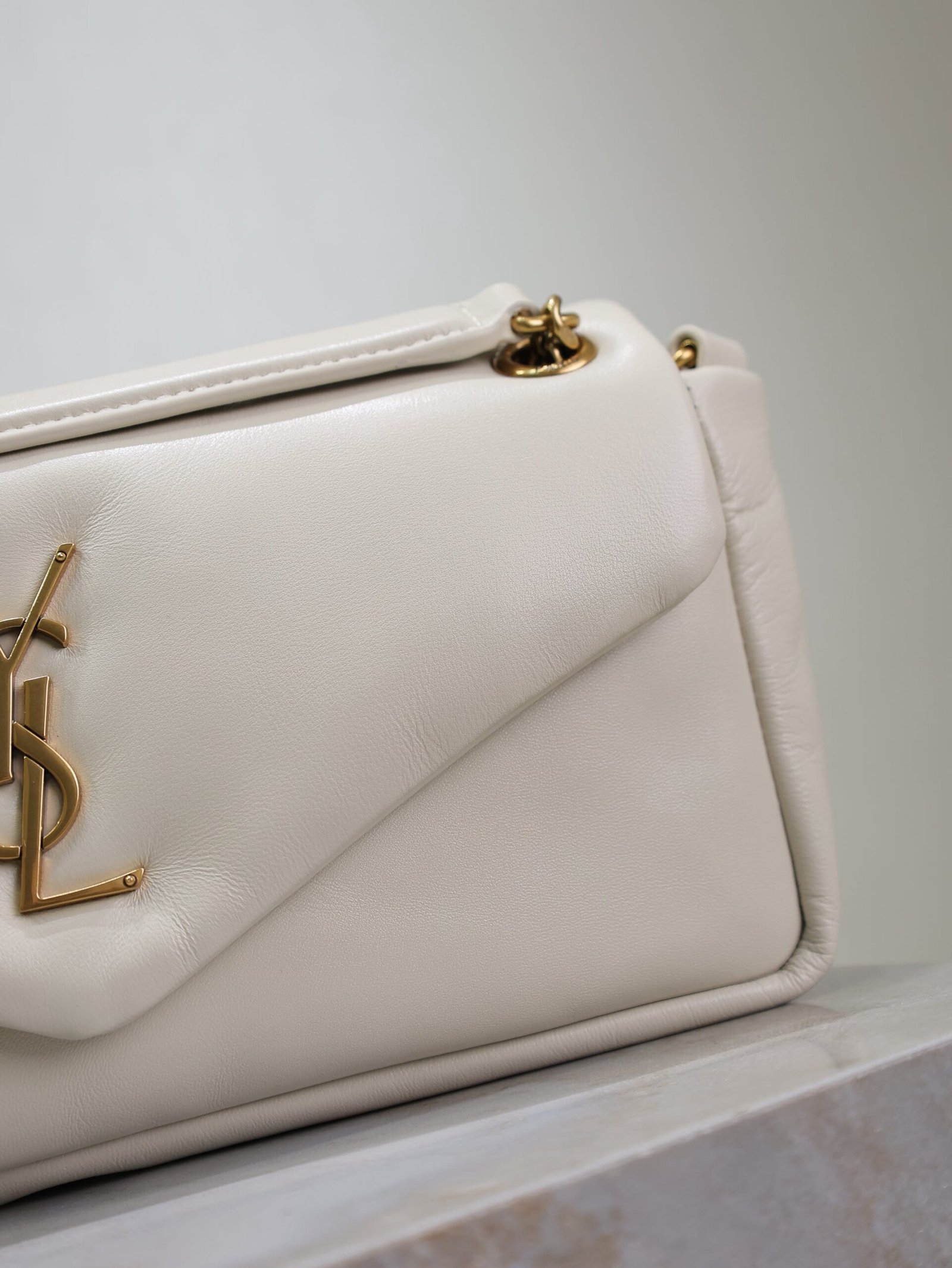 {Style No: S44TJDWD} YSL 25S CALYPSO HANDBAG 26 IN IVORY LAMBSKIN GOLD HARDWARE - Image 8