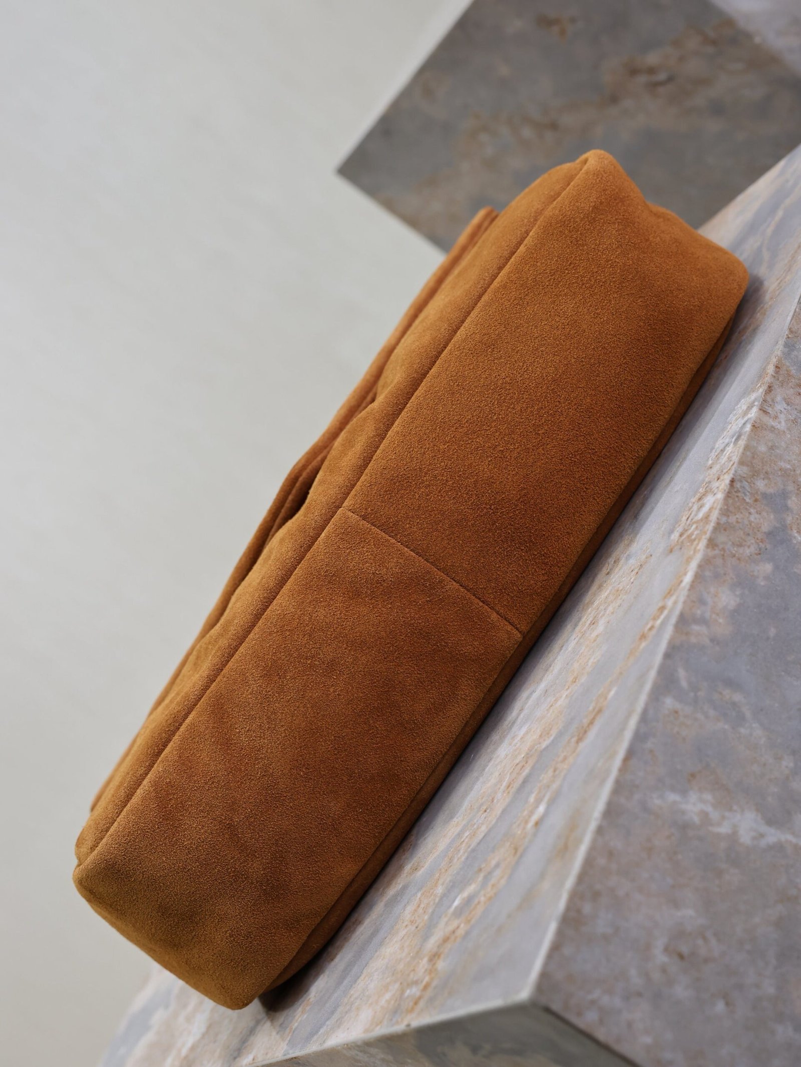 {Style No: 9IJHR85Y} YSL 25S CALYPSO GM 38 IN DARK CARAMEL SUEDE GOLD HARDWRE - Image 9