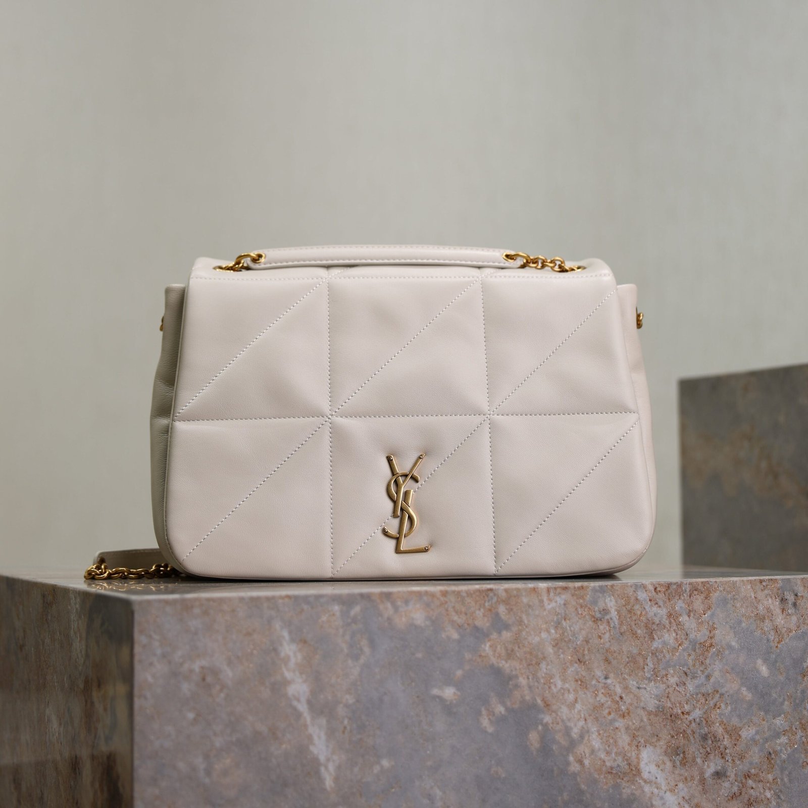 {Style No: HJRO8BBU} YSL 25S JAMIE 4.3 29 IN BLANC VINTAGE LAMBSKIN GOLD HARDWARE