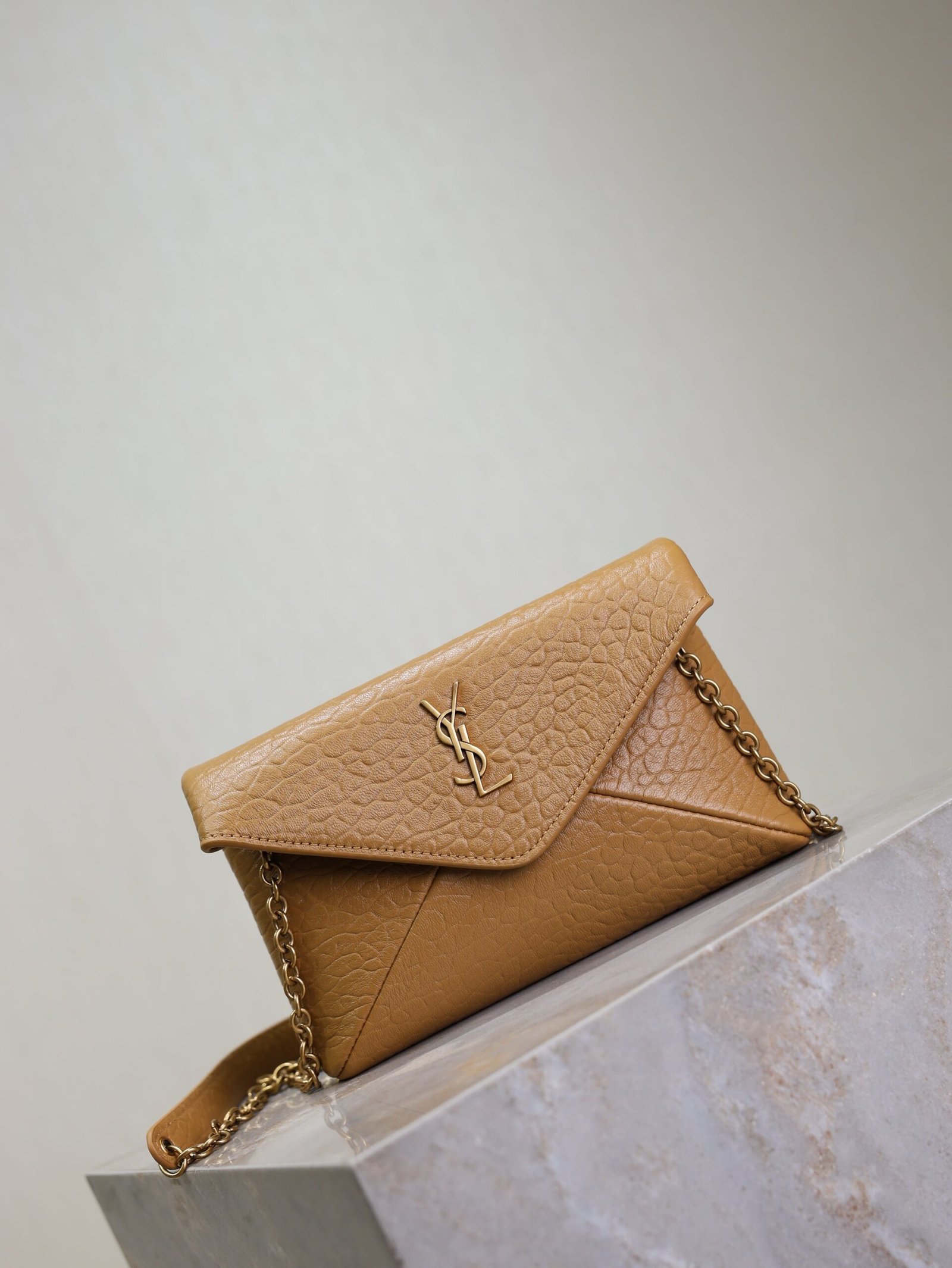 {Style No: GQKBBGPT} YSL 25S CALYPSO MINI 19 IN CARAMEL LAMBSKIN GOLD HARDWARE - Image 8