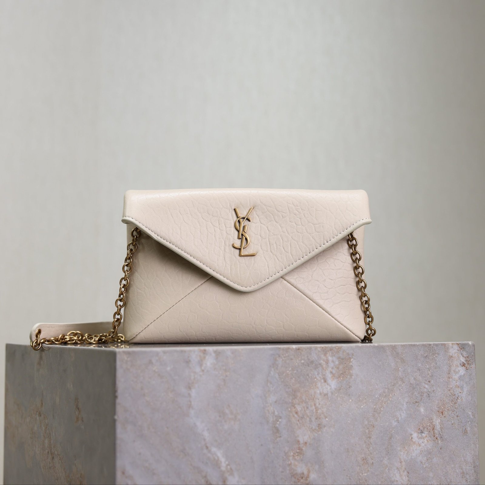 {Style No: JLNEQ39X} YSL 25S CALYPSO MINI 19 IN BLANC VINTAGE LAMBSKIN GOLD HARDWARE