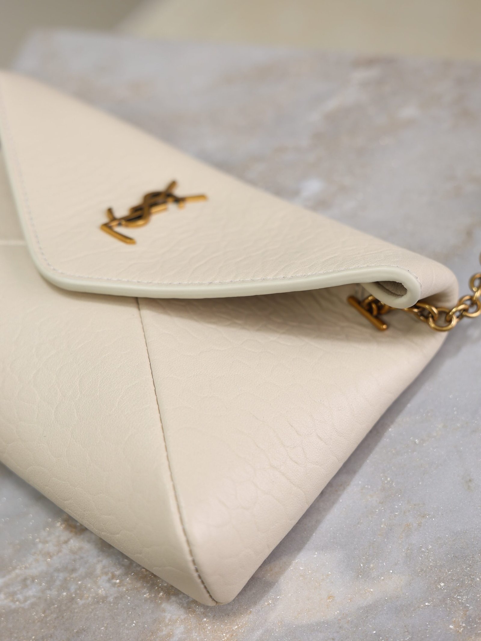 {Style No: JLNEQ39X} YSL 25S CALYPSO MINI 19 IN BLANC VINTAGE LAMBSKIN GOLD HARDWARE - Image 7