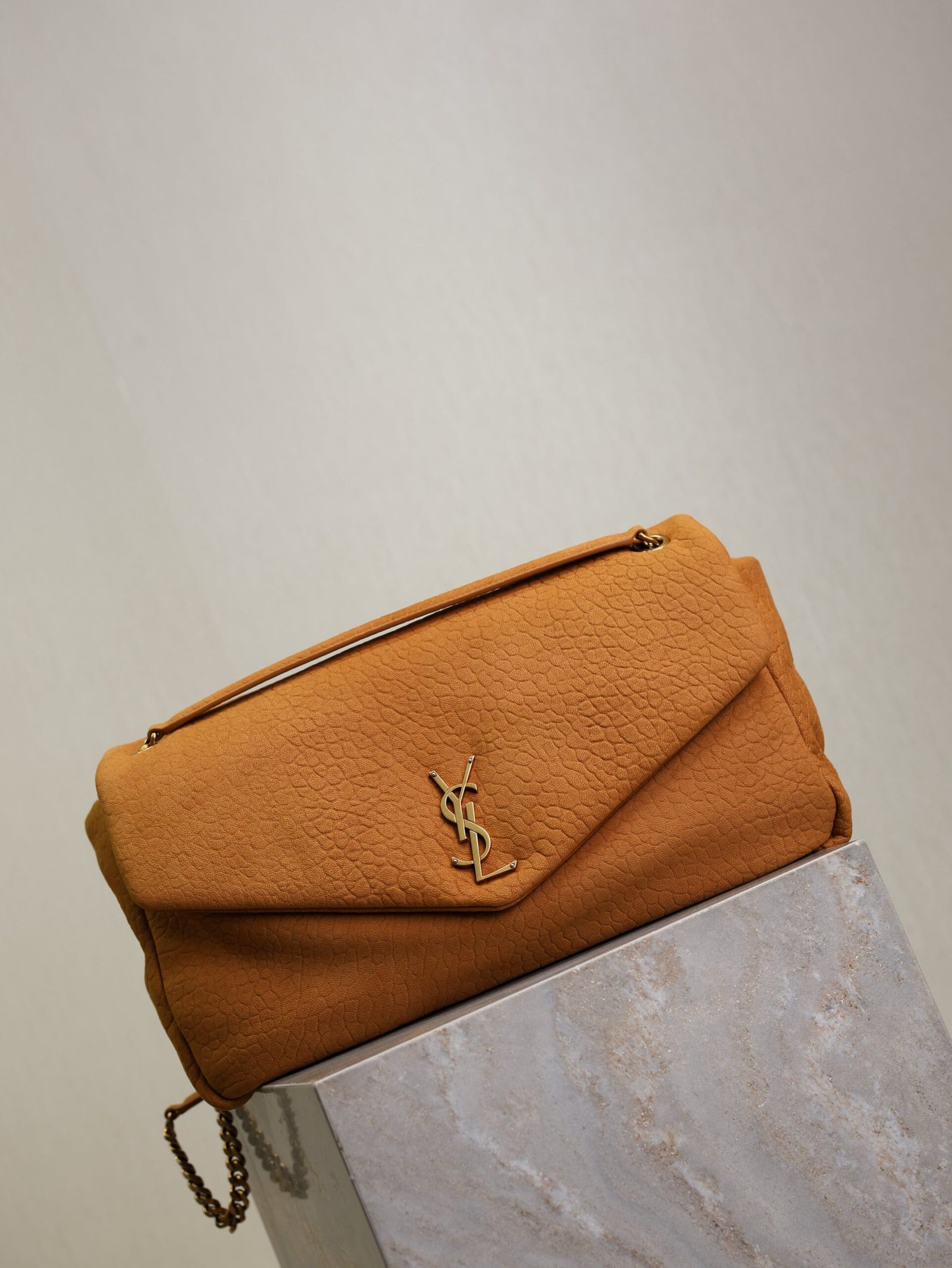 {Style No: QCGFEHLY} YSL 25S CALYPSO GM 38 IN BURNT ORANGE GRAINED CALFSKIN GOLD HARDWARE - Image 9