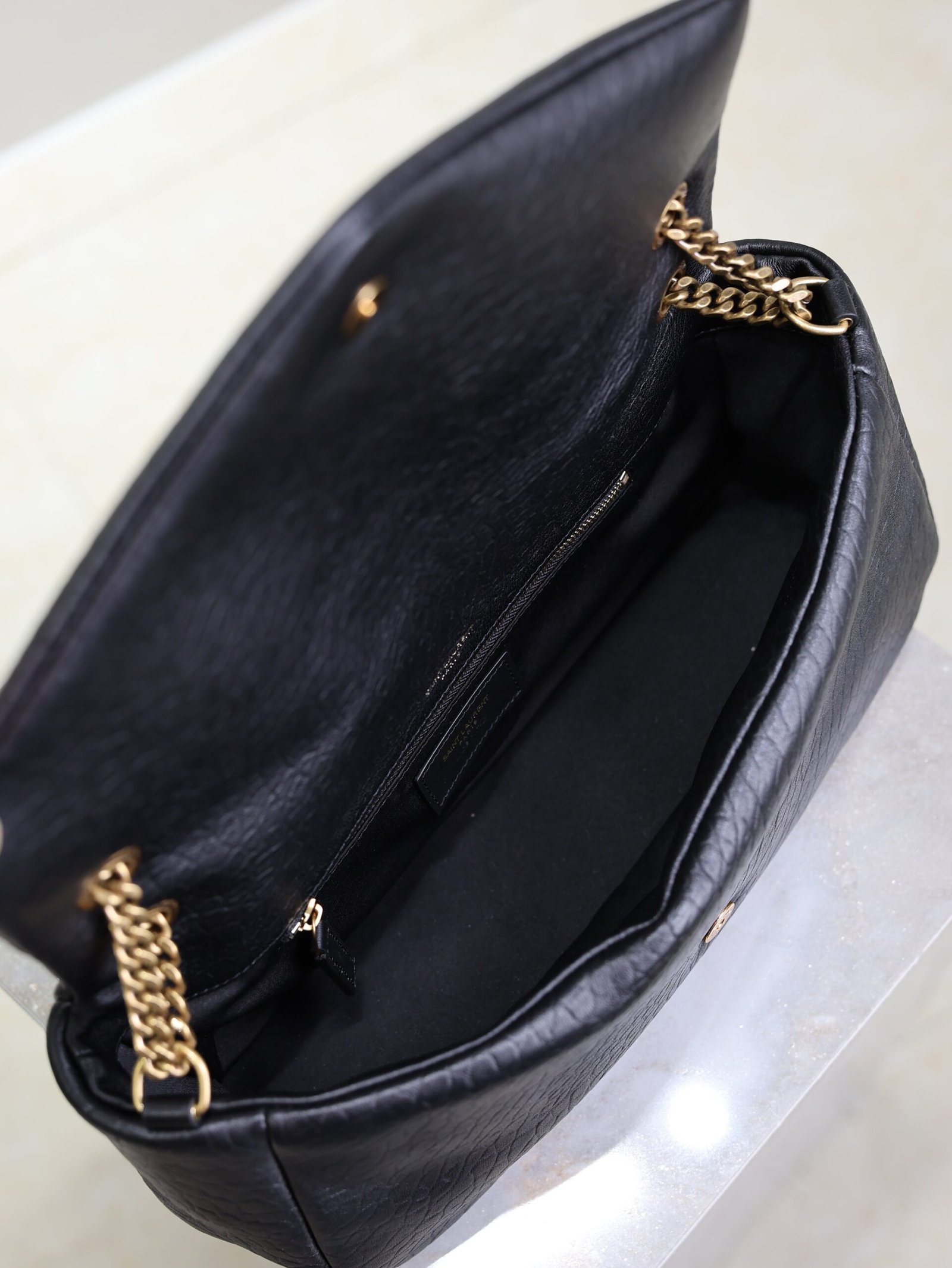 {Style No: T2QXCRRH} YSL 25S CALYPSO 30 IN BLACK GRAINED CALFSKIN GOLD HARDWARE - Image 5