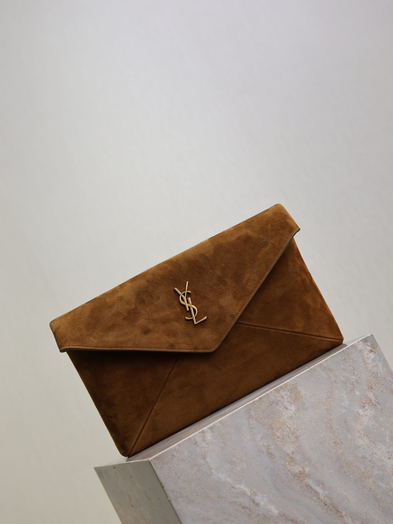 {Style No: FZYAFICI} YSL 25S CASSANDRE LARGE ENVELOPE POUCH 29 IN BURNT UMBER SUEDE GOLD HARDWRE - Image 9