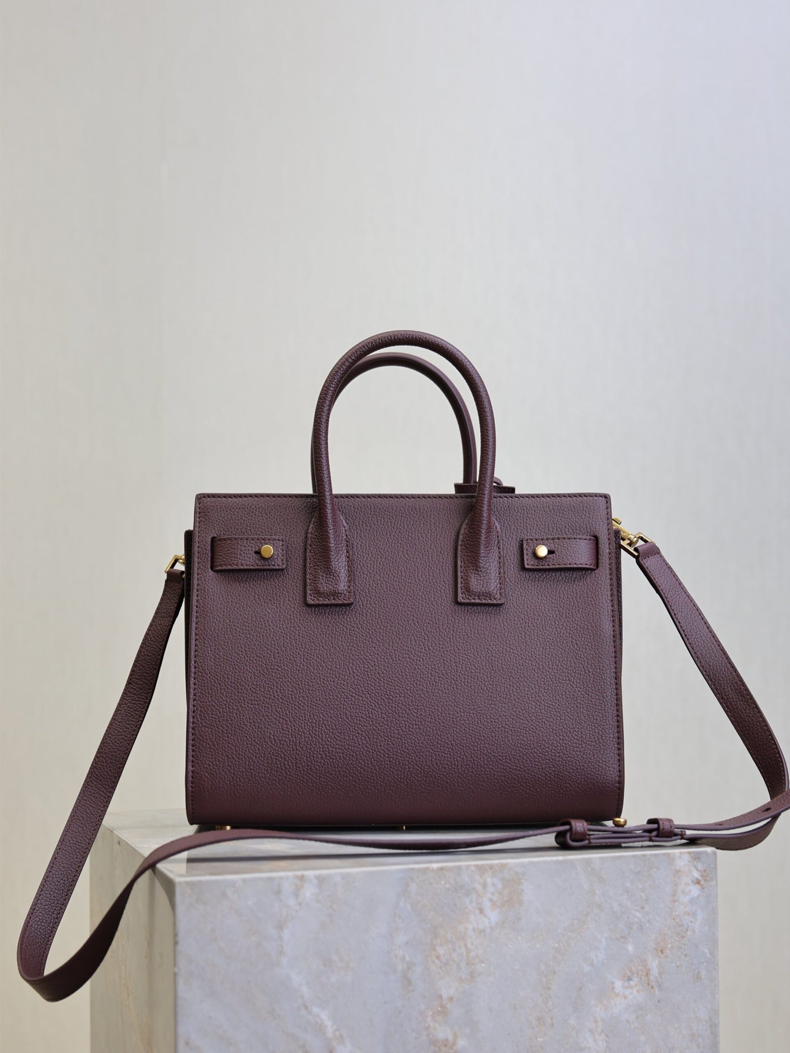 {Style No: SWGU45TW} YSL 25S SAC DE JOUR MM 26 IN ROUGE CABERNET SUPPLE GRAINED CALFSKIN - Image 2