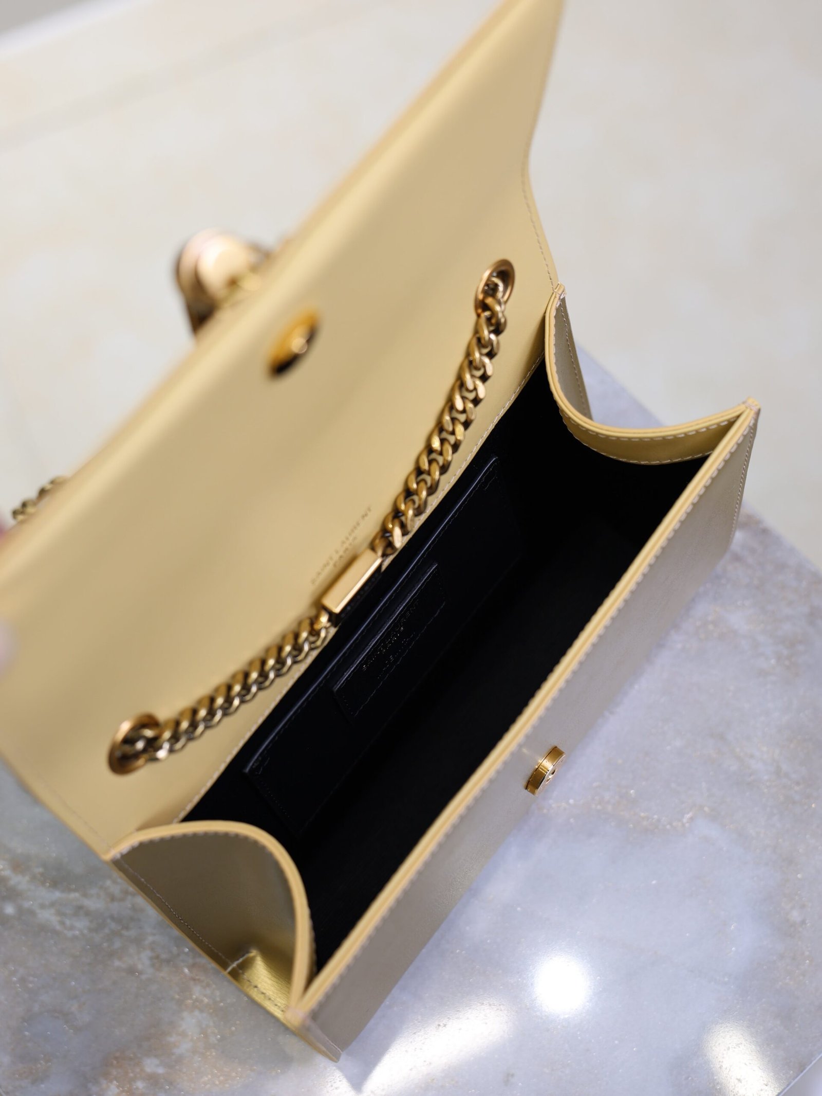 {Style No: CN58MIHE} YSL 25S KATE TASSEL 20 IN GOLD METALLIC CALFSKIN GOLD HARDWARE - Image 5