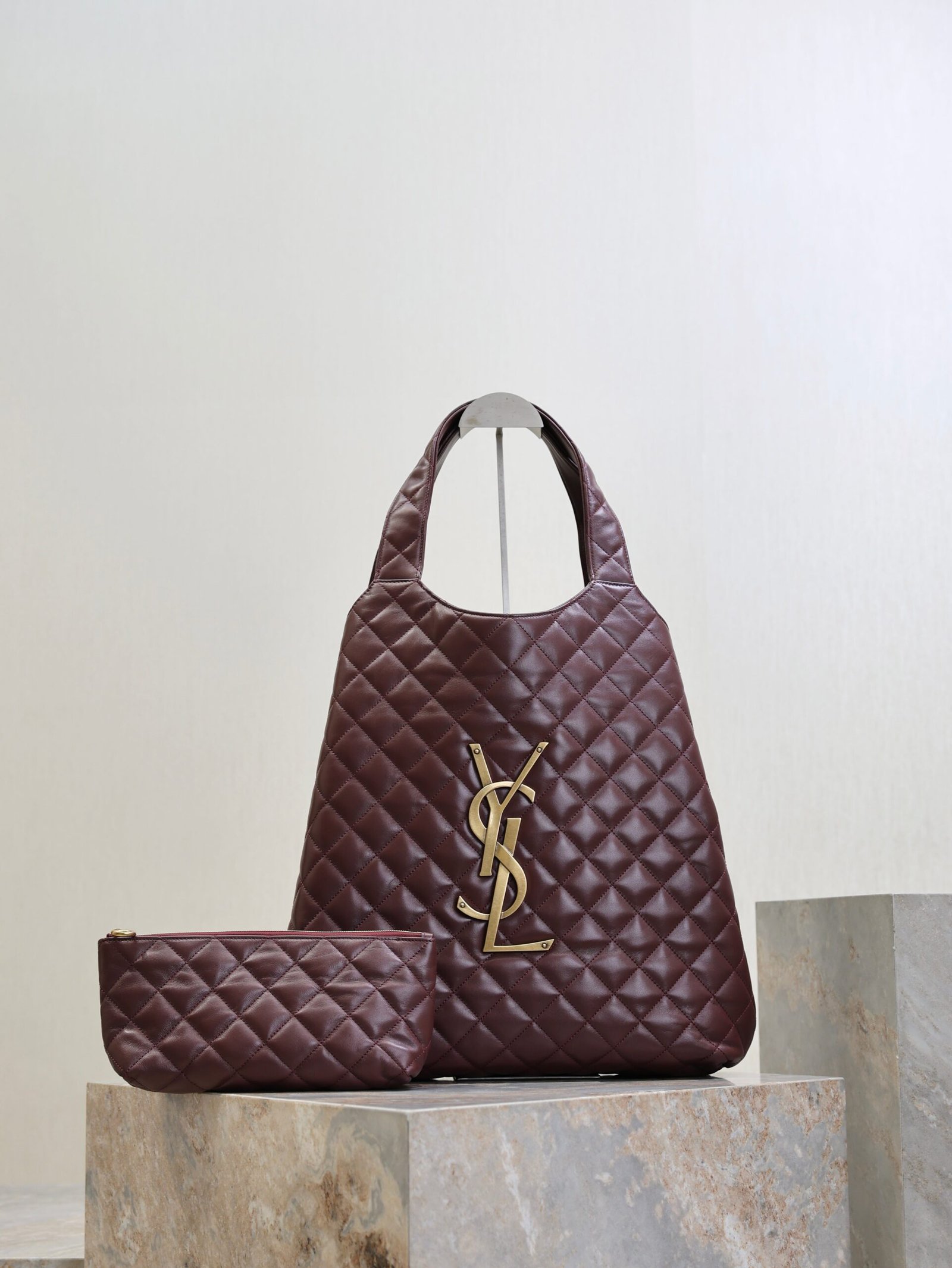{Style No: CKGNTNSK} YSL 25S ICARE 27 IN ROUGE CABERNET QUILTED CALFSKIN GOLD HARDWRE - Image 6