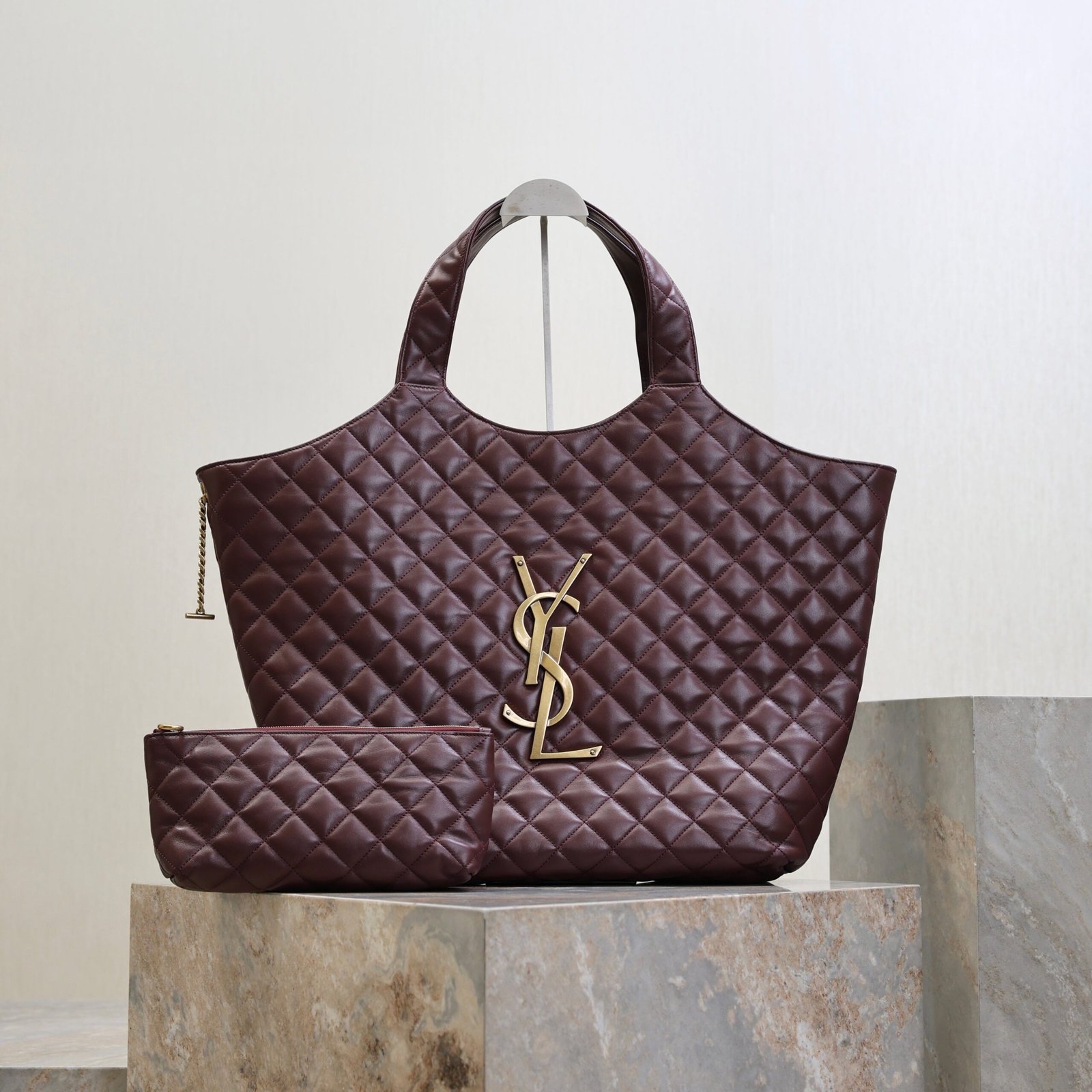 {Style No: CKGNTNSK} YSL 25S ICARE 27 IN ROUGE CABERNET QUILTED CALFSKIN GOLD HARDWRE