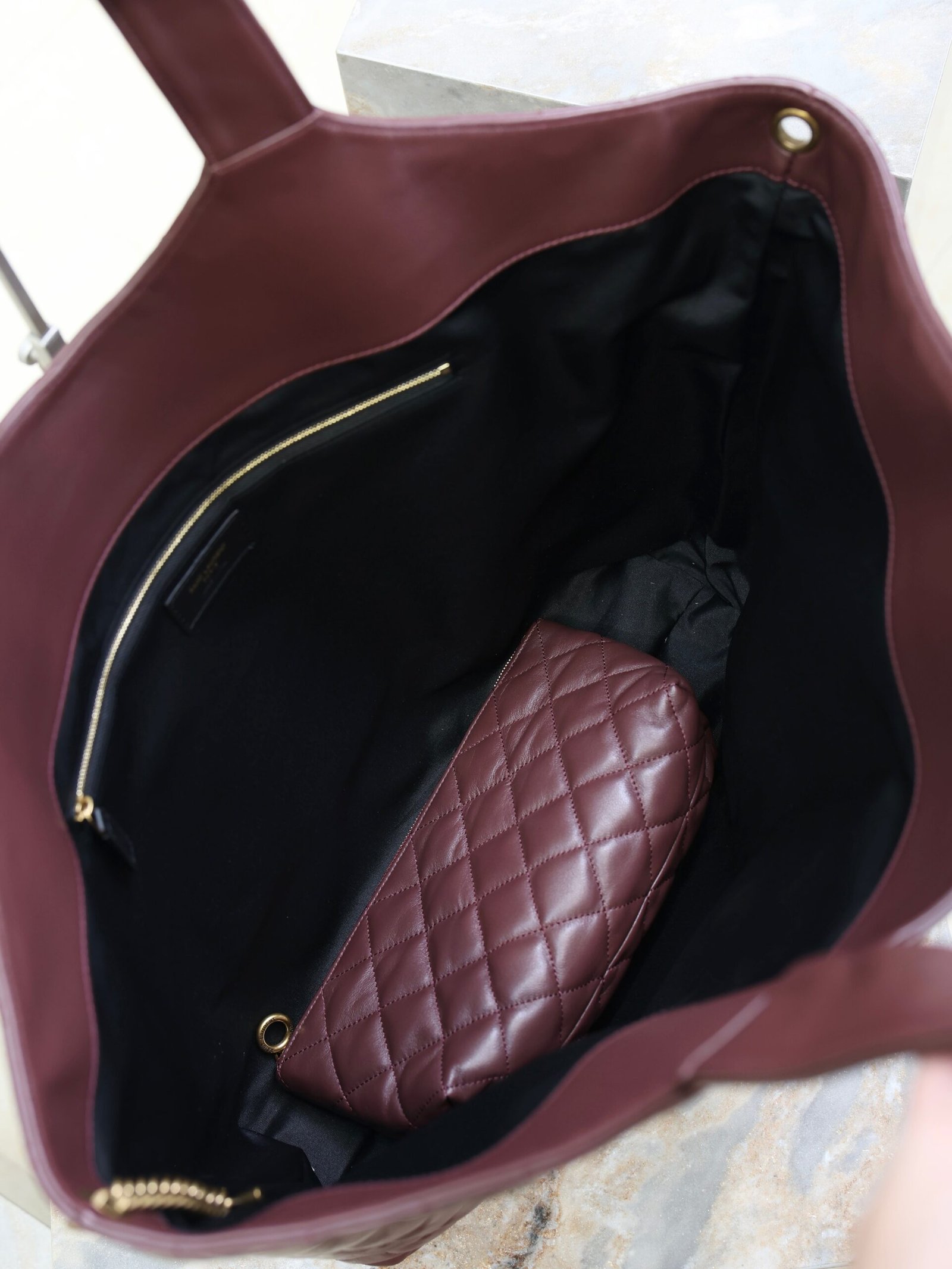 {Style No: CKGNTNSK} YSL 25S ICARE 27 IN ROUGE CABERNET QUILTED CALFSKIN GOLD HARDWRE - Image 4
