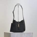 {Style No: 46YDIE8W} YSL 25S LE 5 À 7 SUPPLE SMALL 16 IN BLACK RAFFIA AND LEATHER GOLD HARDWARE
