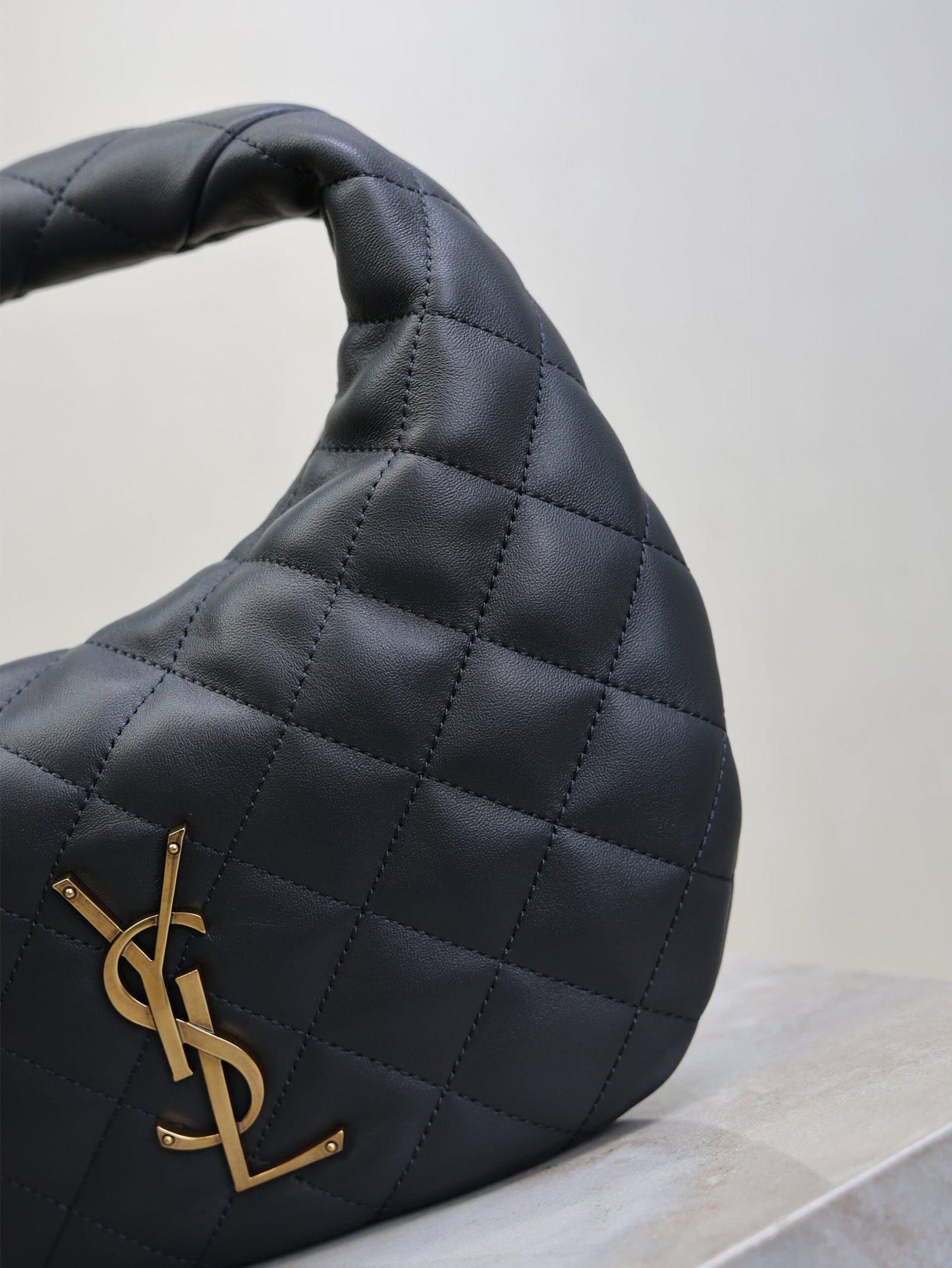 {Style No: 3KK6KAEX} YSL 25S ICARINO 17 IN BLACK QUILTED CALFSKIN GOLD HARDWARE - Image 3