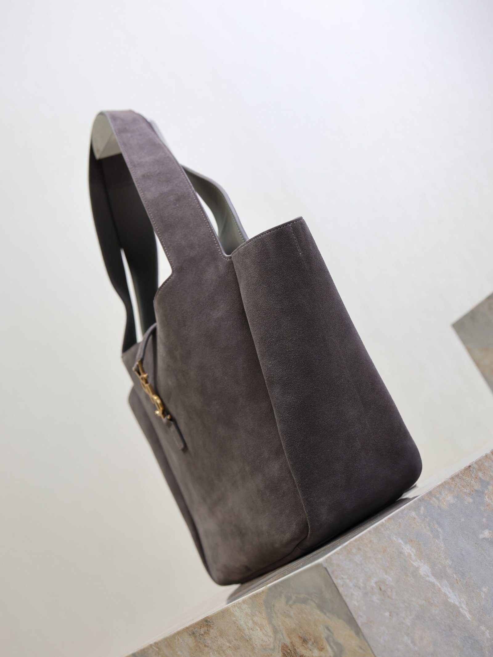 {Style No: 59HC2SMY} YSL 25S LE 5 À 7 BEA 50 IN DARK GRAY SUEDE GOLD HARDWRE - Image 7