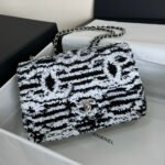 {Style No: AAIMXR2O} FLAP BAG 20 IN BLACK AND WHITE SEQUINS SILVER HARDWARE