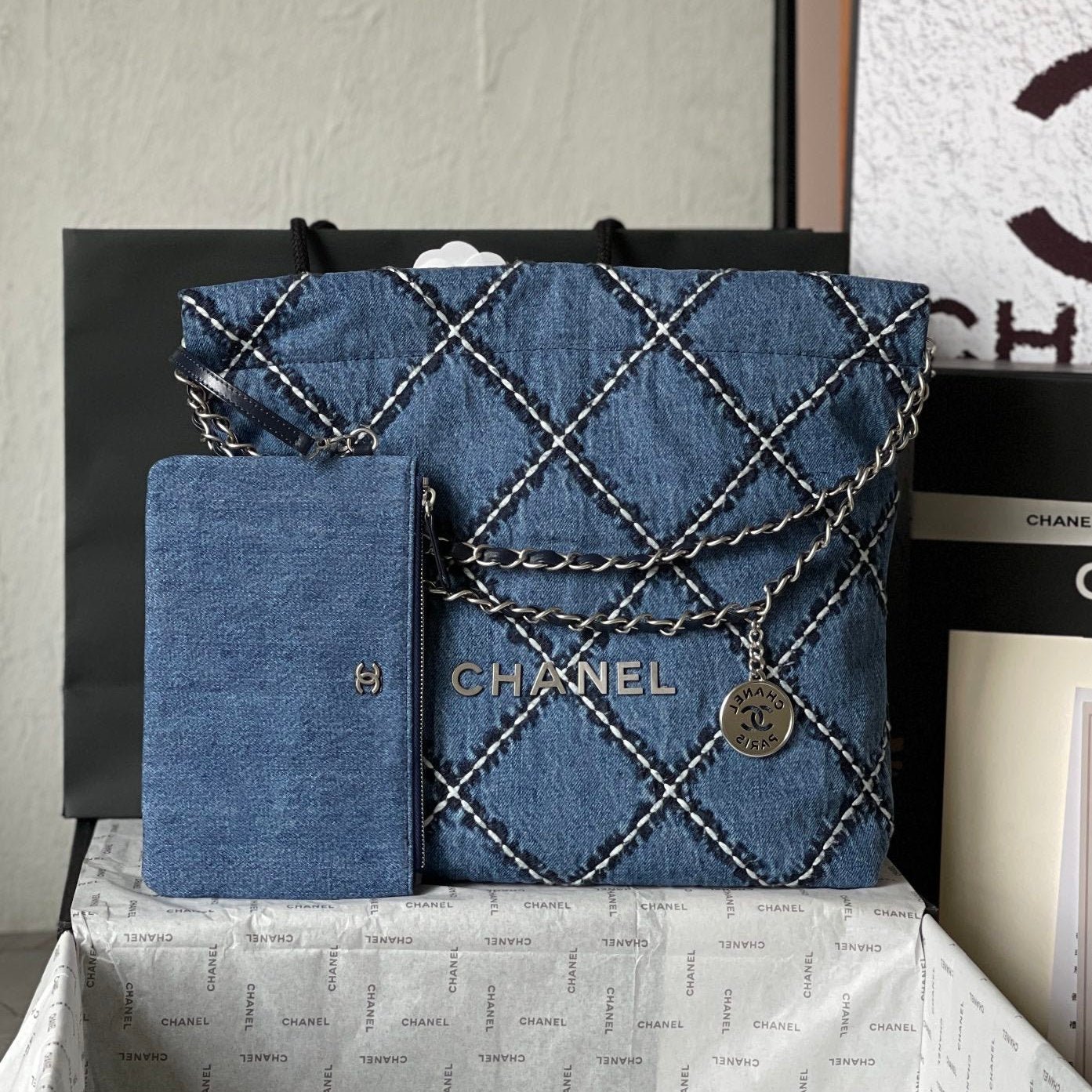 {Style No: FCTTMR19} CC MEDIUM 37 CROSSBODY BAG IN BLUE DENIM WITH CHAIN