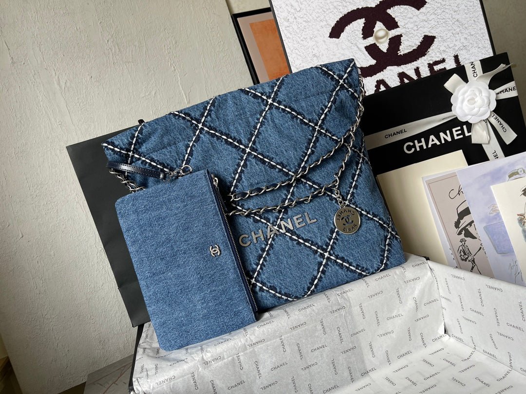 {Style No: FCTTMR19} CC MEDIUM 37 CROSSBODY BAG IN BLUE DENIM WITH CHAIN - Image 2