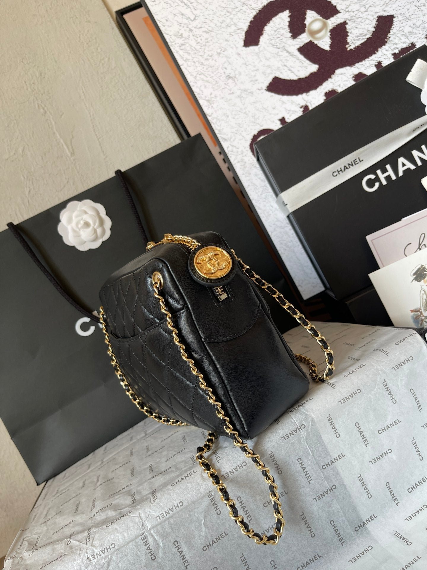 {Style No: JVXMQ29X} CAMERA BAG 24 IN BLACK QUILTED LAMBSKIN DOUBLE C GOLD COIN - Image 9