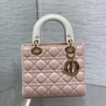 {Style No: ZQNZQG13} MEDIUM LADY BAG 20 IN BABY PINK QUILTED MACROCANNAGE CALFSKIN WHITE STRAP