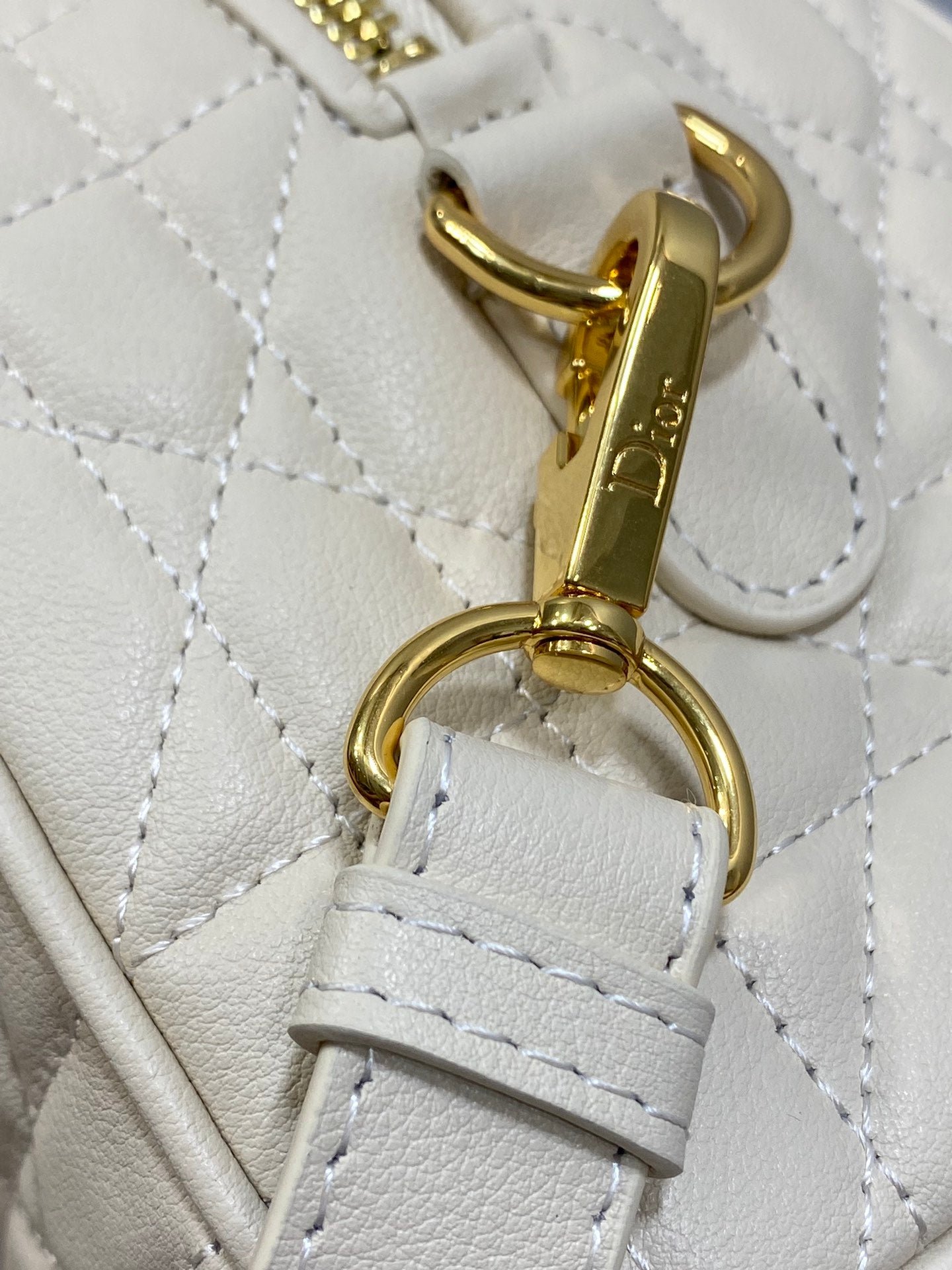 {Style No: SFSNR68F} GROOVE 20 BAG IN WHITE CREAM LAMBSKIN - Image 6