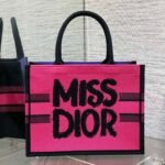 {Style No: WNZ6WV7R} BOOK TOTE 36 IN CERISE RED MIX MINSK PURPLE CANVAS 226510