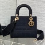 {Style No: LMMY4ZB4} SMALL 24 LADY BAG IN BLACK CANVAS