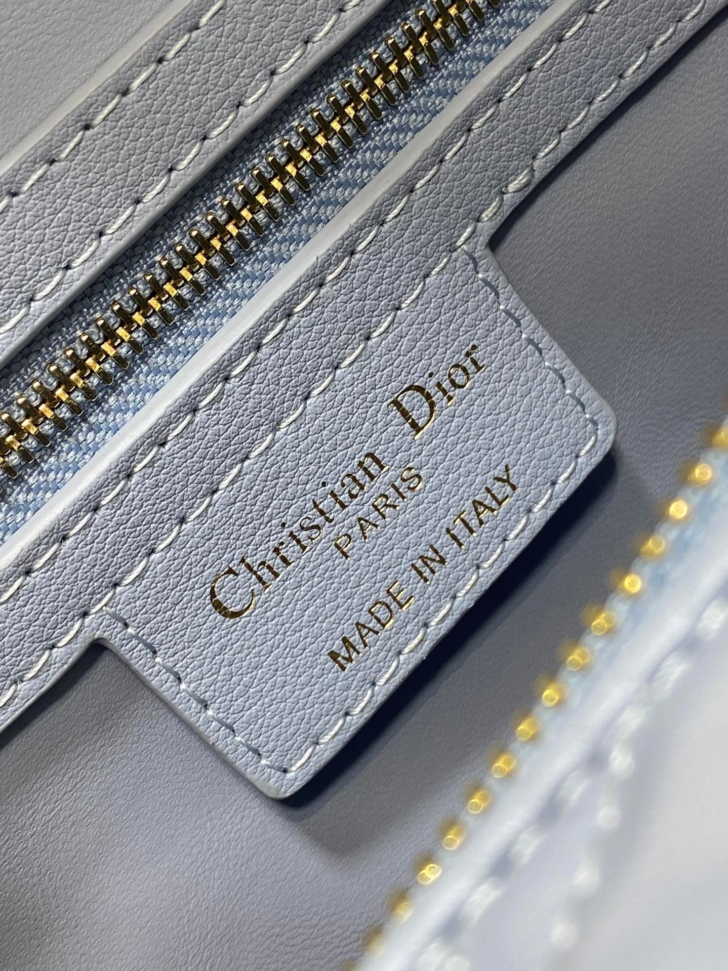 {Style No: FC65VHDN} GROOVE 25 BAG IN LIGHT BLUE LAMBSKIN - Image 7