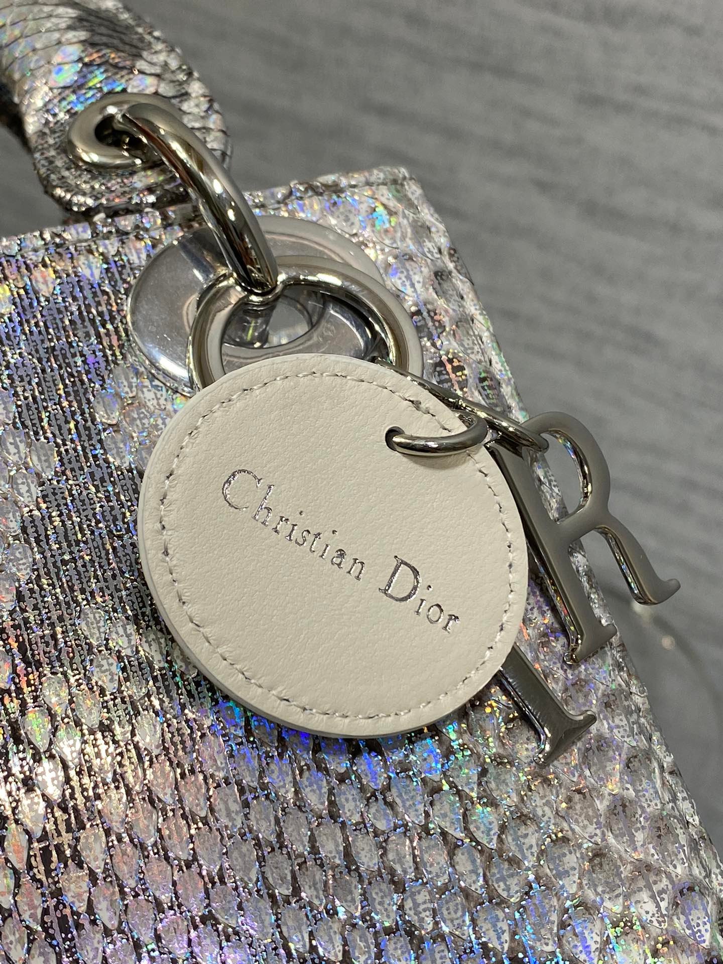{Style No: OFJFDQWD} MINI 17 LADY BAG IN SILVER SNAKESKIN PATTERN LAMBSKIN - Image 9