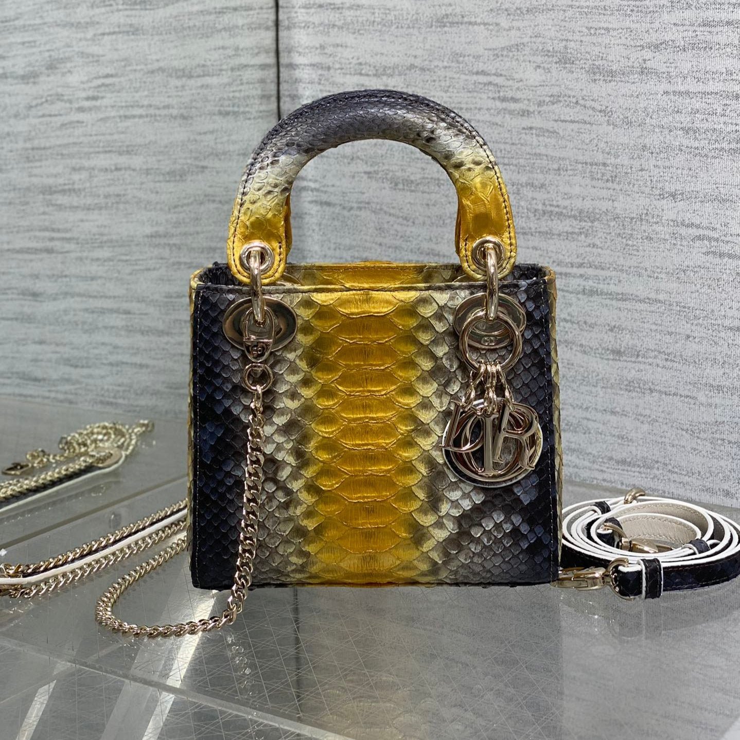 {Style No: JL96HQLF} MINI 17 LADY BAG IN SUN FLOWER MIX BLACK SNAKESKIN PATTERN LAMBSKIN