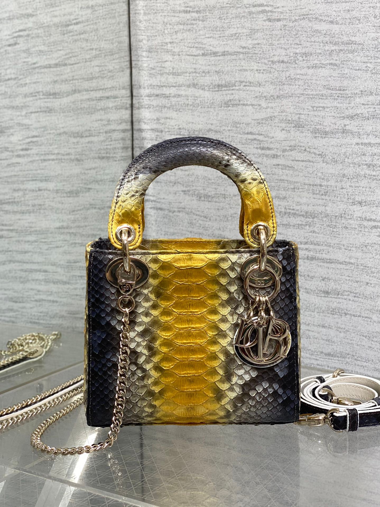 {Style No: JL96HQLF} MINI 17 LADY BAG IN SUN FLOWER MIX BLACK SNAKESKIN PATTERN LAMBSKIN - Image 2