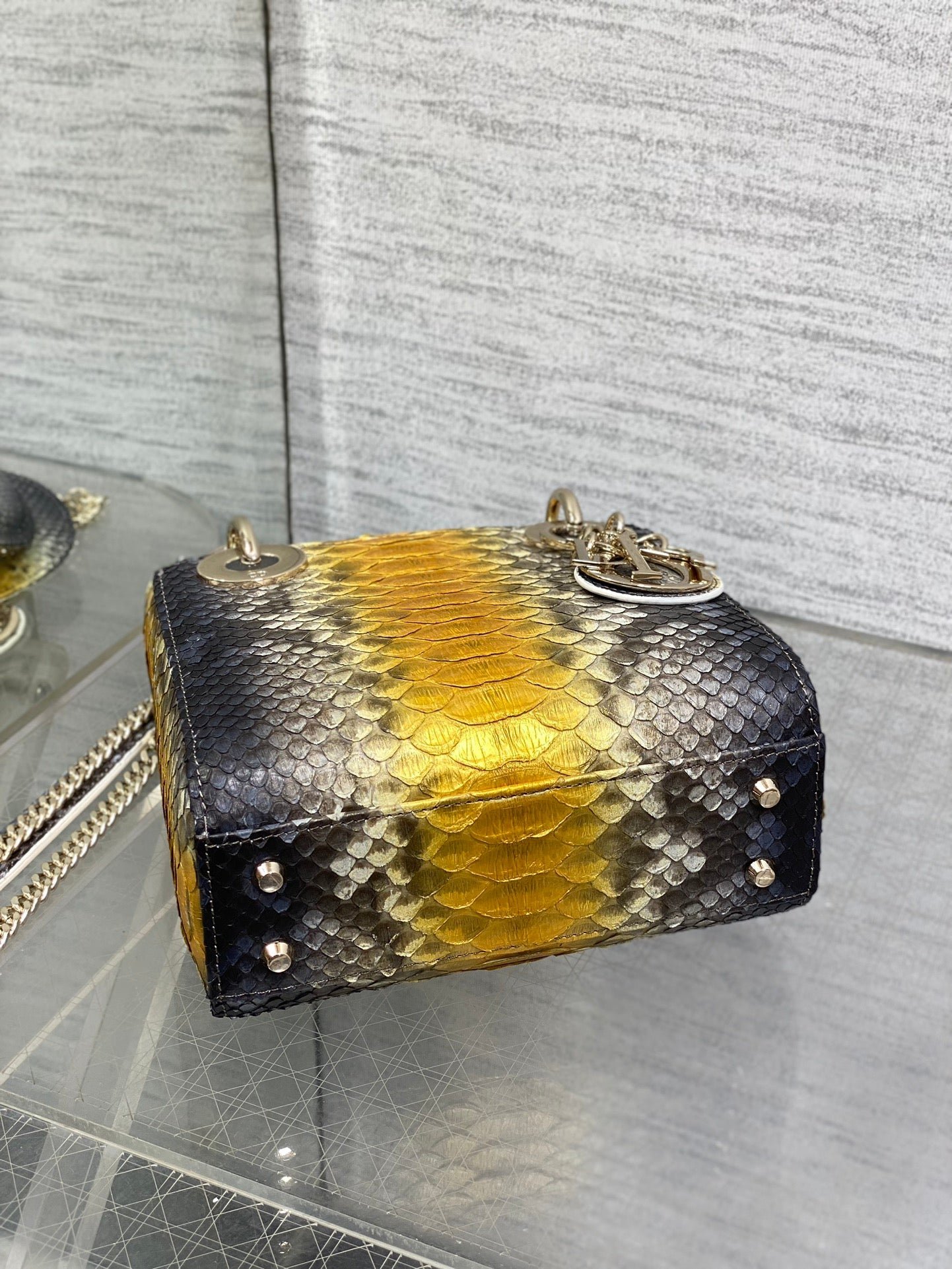 {Style No: JL96HQLF} MINI 17 LADY BAG IN SUN FLOWER MIX BLACK SNAKESKIN PATTERN LAMBSKIN - Image 8