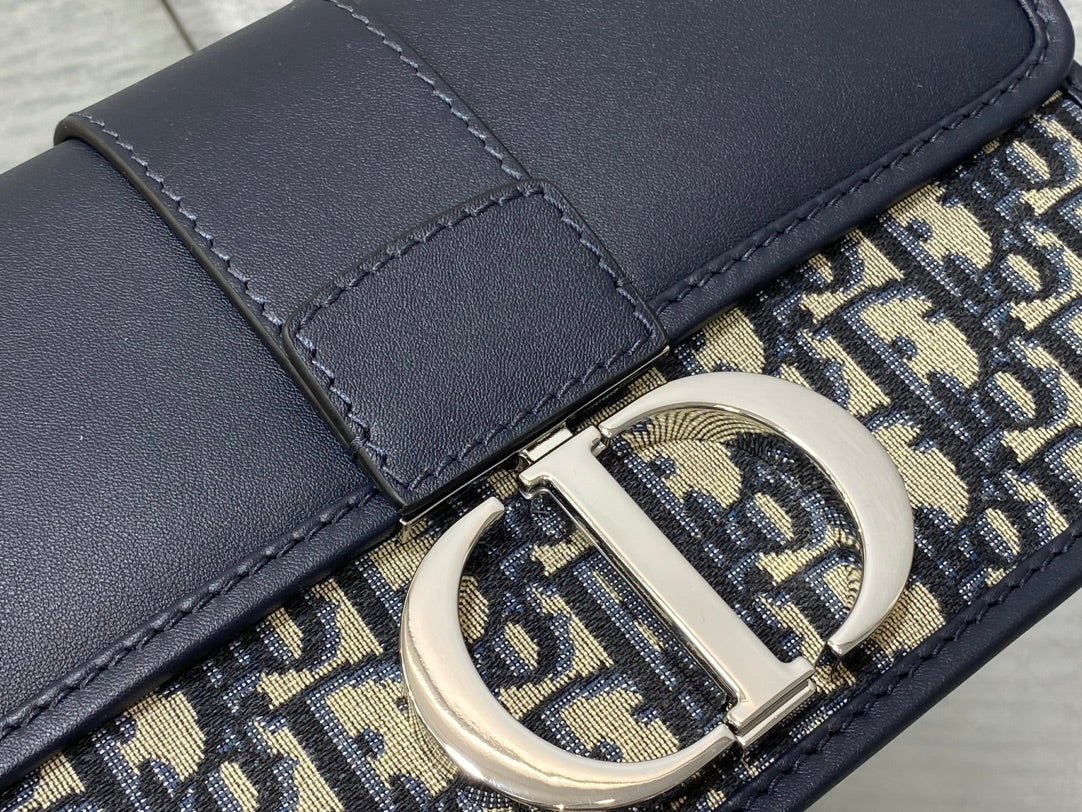 {Style No: M1UTK2FX} MONTAIGNE EAST-WEST 25 BAG WITH CHAIN IN NAVY BLUE LAMBSKIN AND MONOGRAM JACQUARD - Image 8