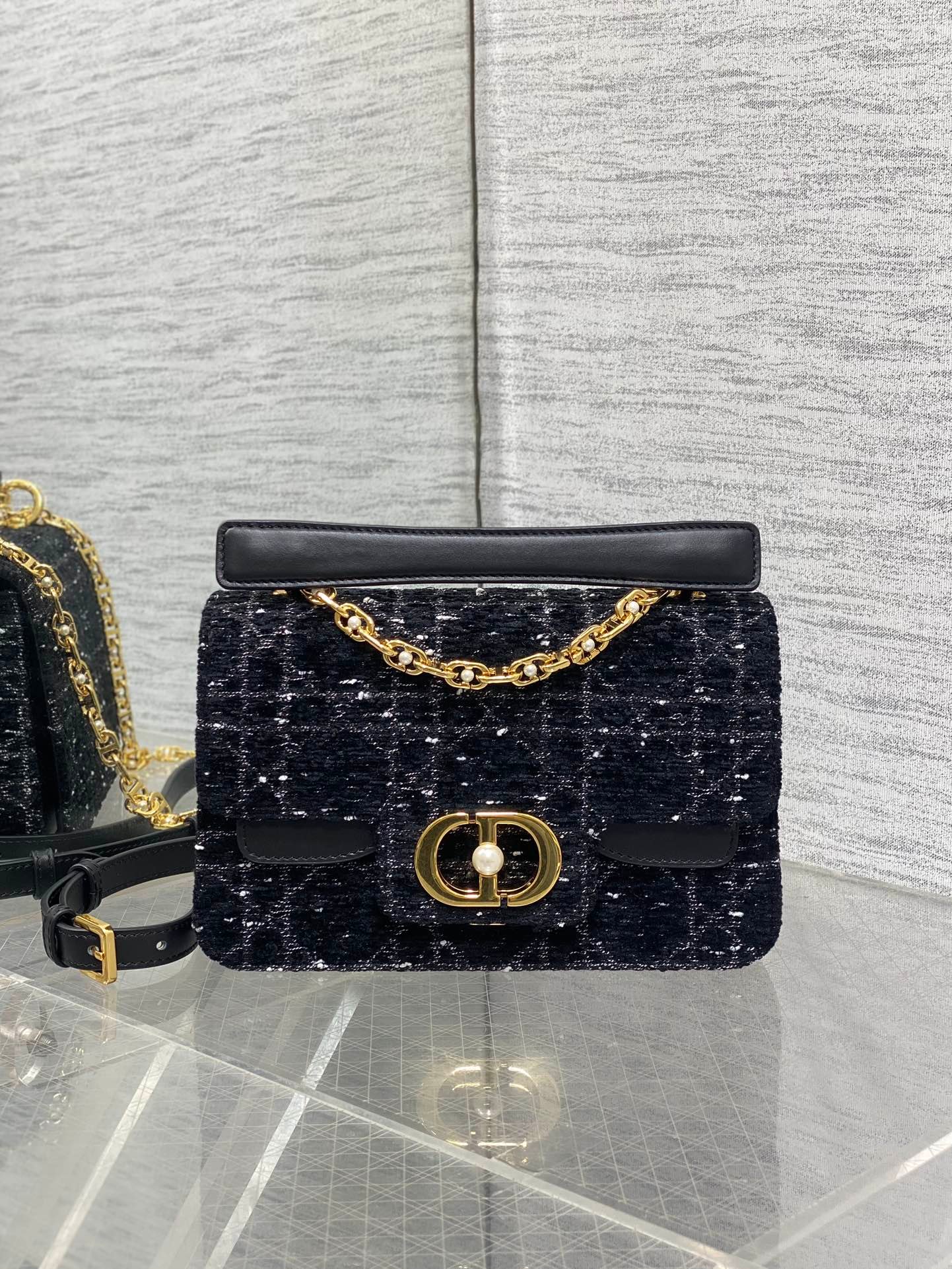{Style No: RO2UIE16} SMALL 22 JOLIE TOP HANDLE BAG IN BLACK MIX WHITE CANNAGE TWEED - Image 2