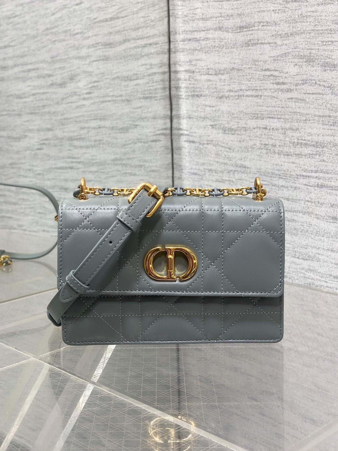 {Style No: BB4GCSGB} MISS CARO MINI BAG 17 IN OSLO GREY MACROCANNAGE LAMBSKIN - Image 2