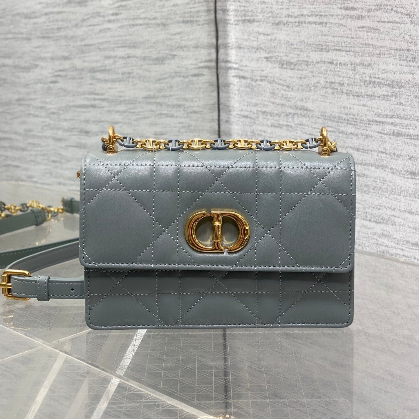 {Style No: BB4GCSGB} MISS CARO MINI BAG 17 IN OSLO GREY MACROCANNAGE LAMBSKIN