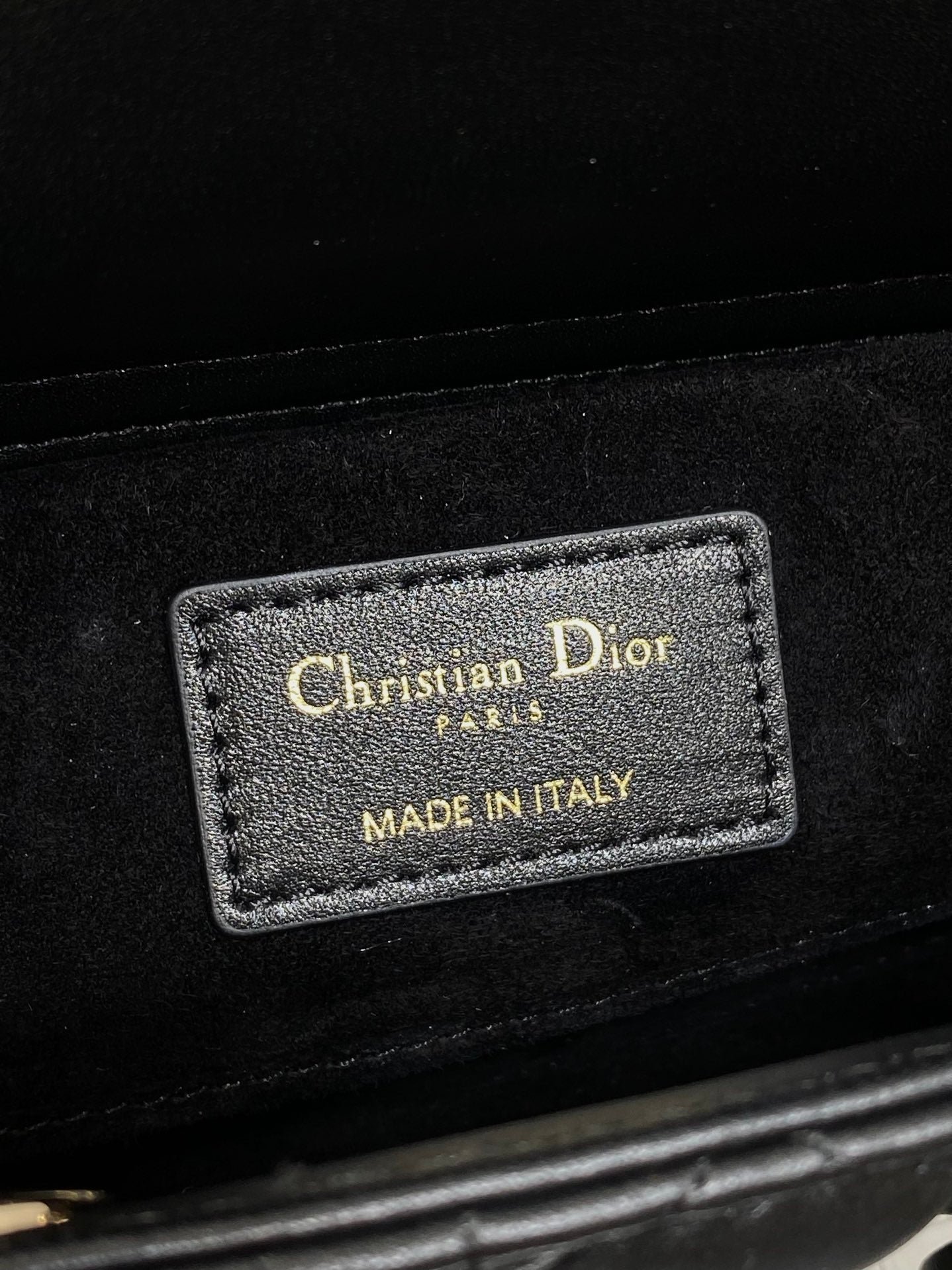 {Style No: II665AVD} DIOR 25S SMALL LADY D‑JOY BAG 22 IN BLACK CALFSKIN GOLD HARDWRE - Image 9