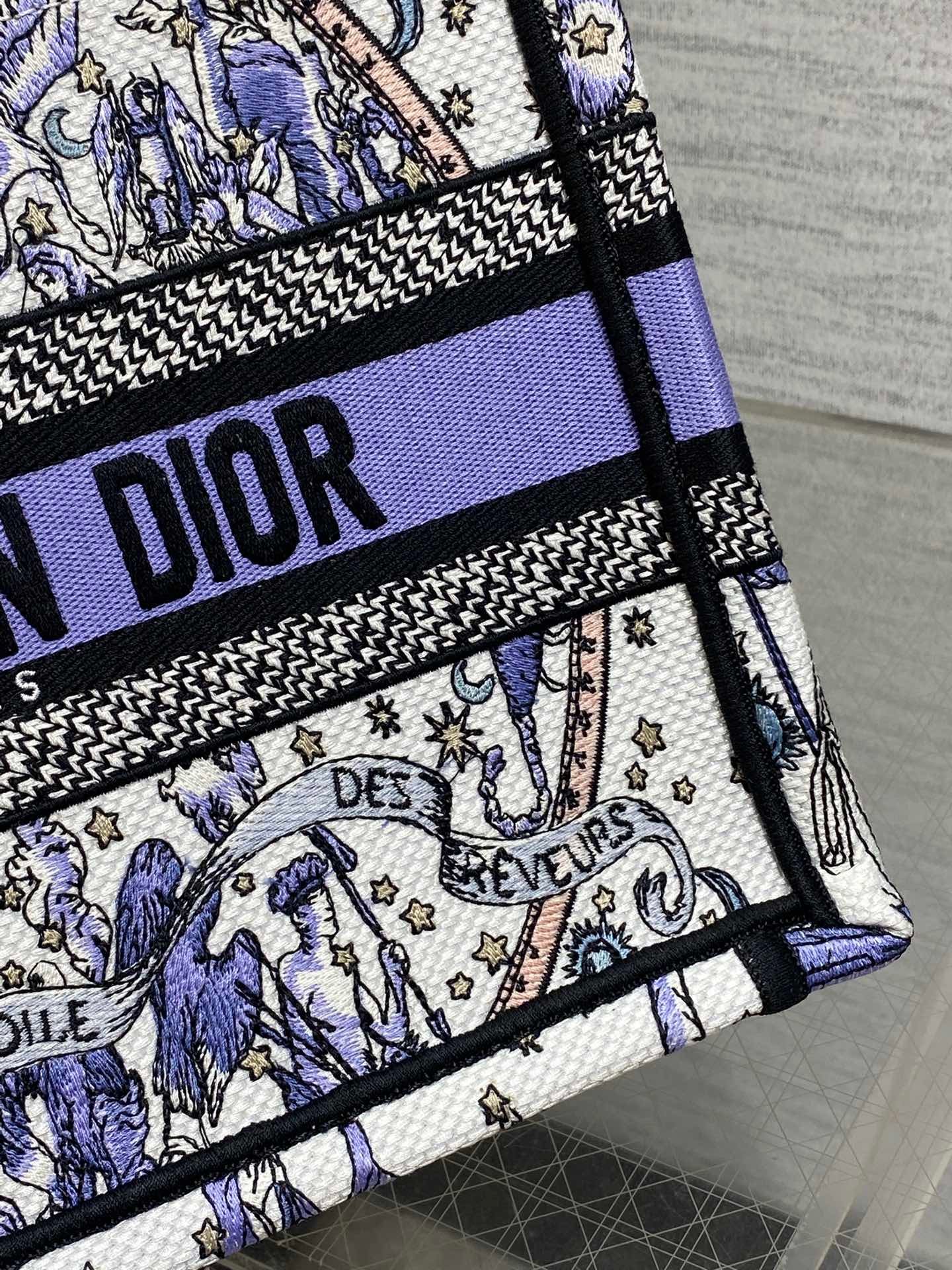 {Style No: WH5KIKRH} DIOR 25S SMALL BOOK TOTE 26 IN WHITE AND PURPLE DIOR NIGHT OF DREAMS EMBROIDERY - Image 7
