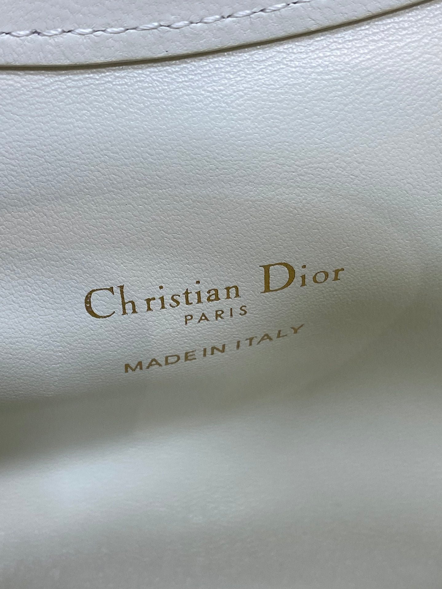 {Style No: FY2SD716} DIOR 25S JOLIE TOP HANDLE MINI BAG 18 IN WHITE CALFSKIN GOLD HARDWARE - Image 3